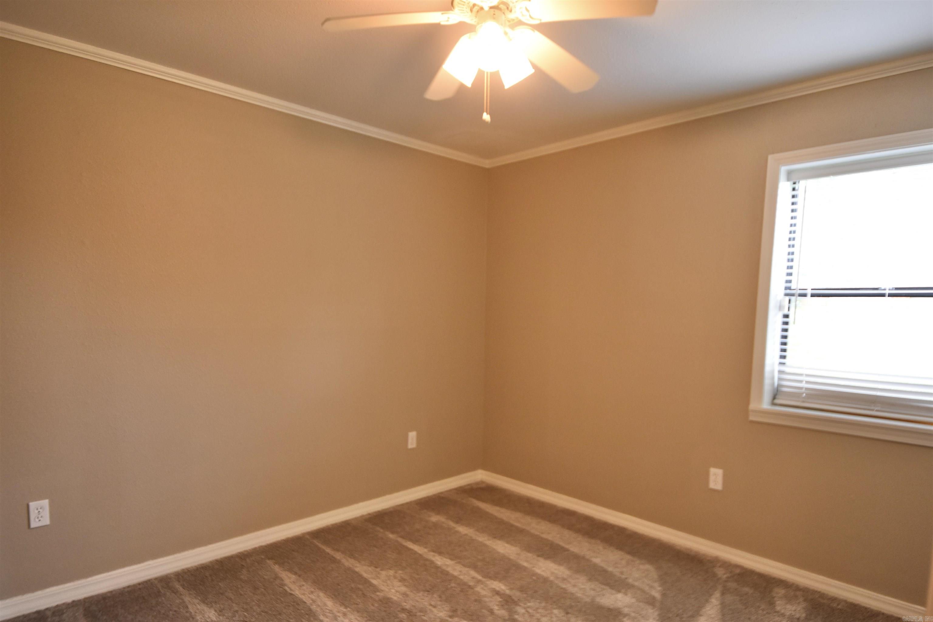 170 Riverview Dr Property Photo 30