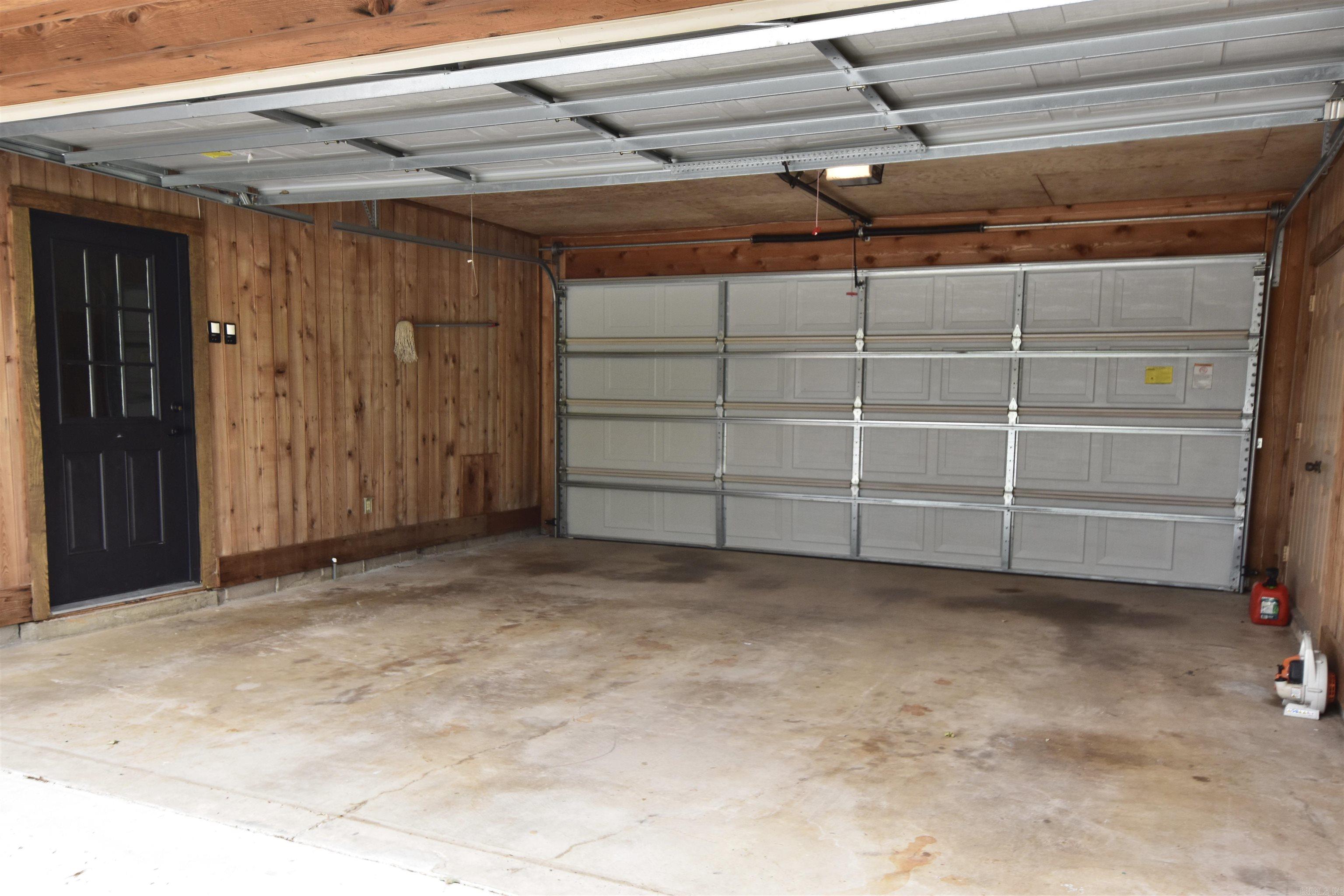 170 Riverview Dr Property Photo 42