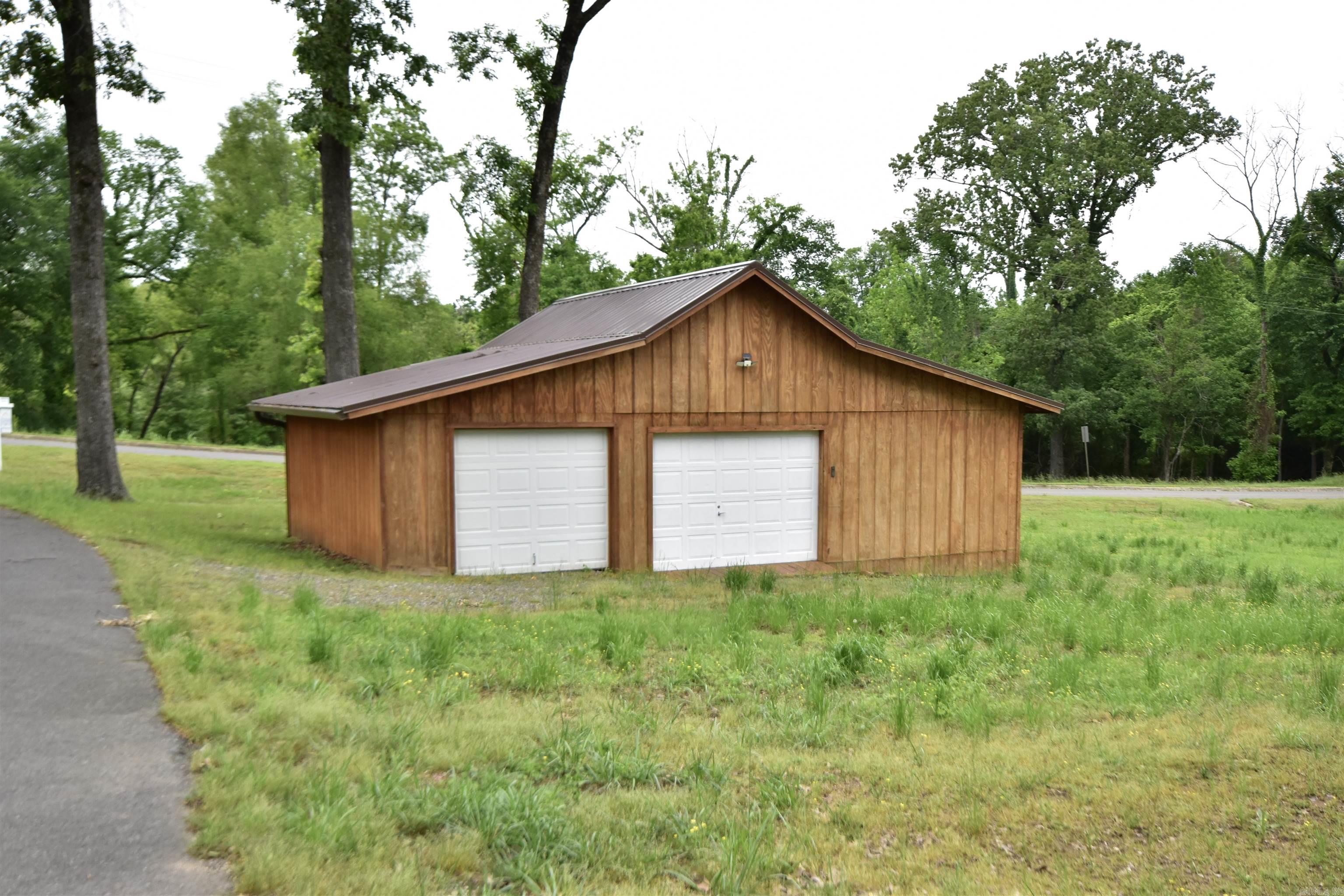 170 Riverview Dr Property Photo 46