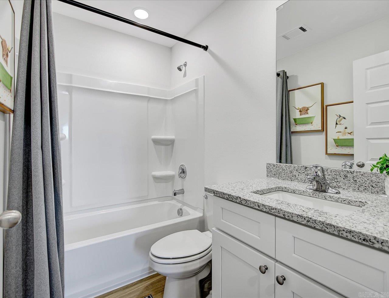 290 Moonlight Graham Boulevard Property Photo 14