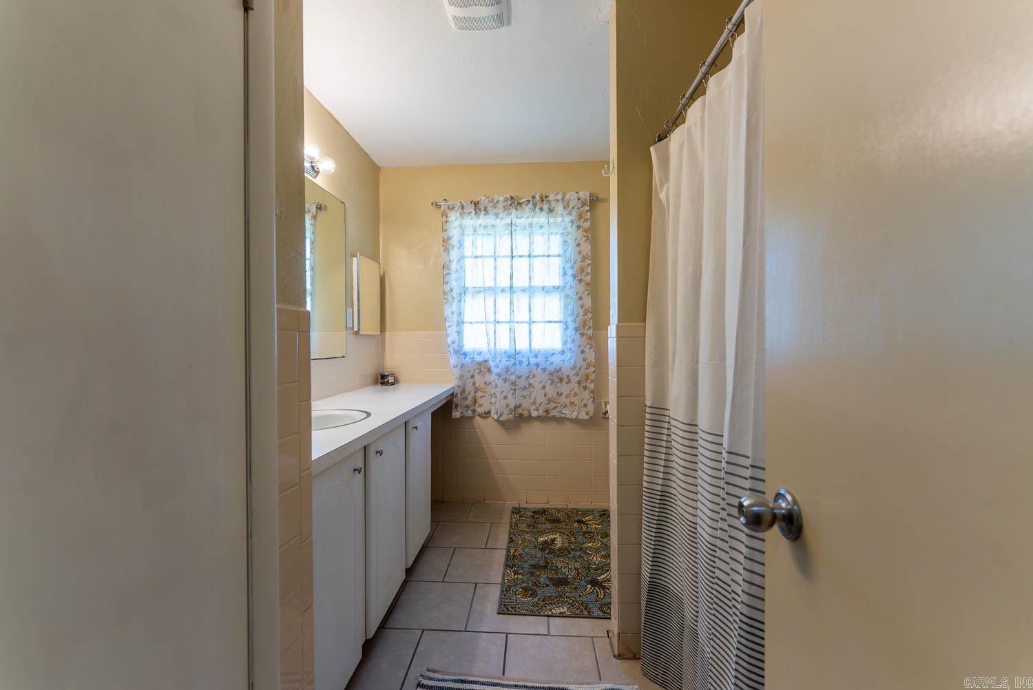 908 N Manor Drive Property Photo 19
