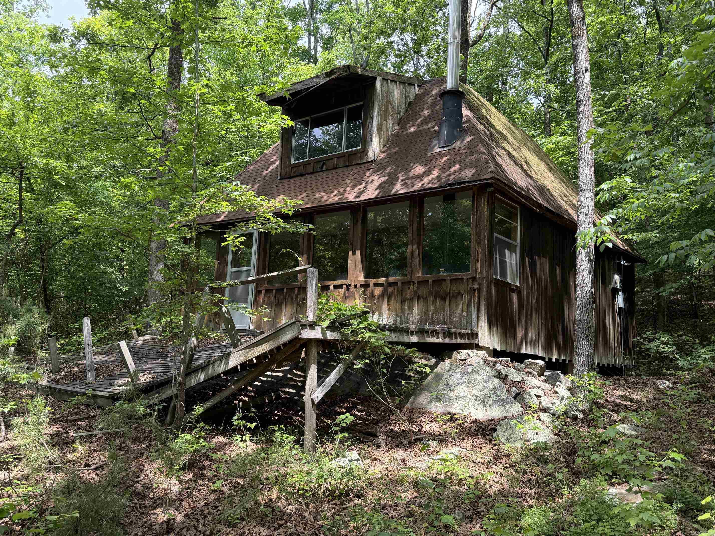 1200 Bear Mountain Road Property Photo 7