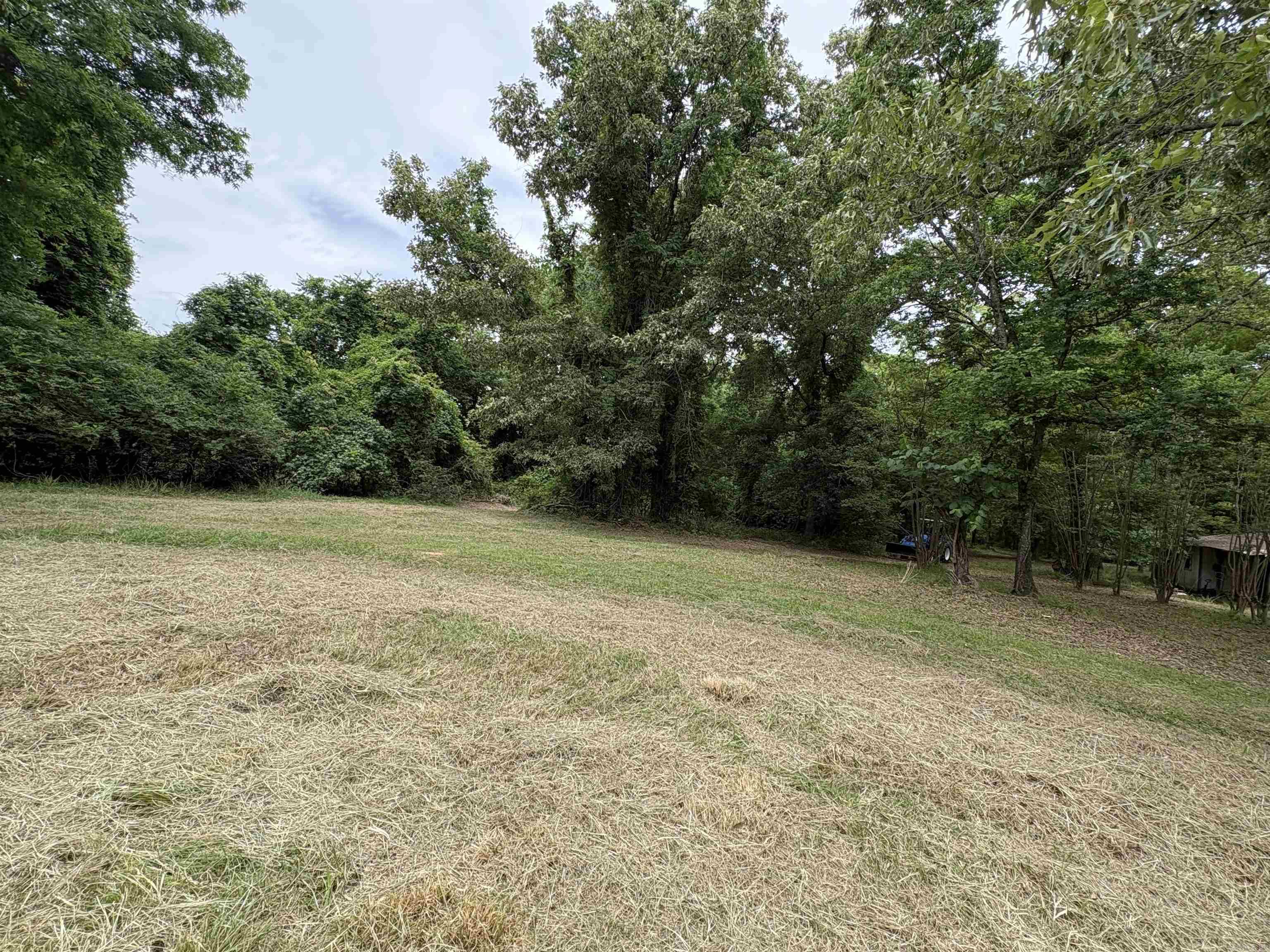 3912 Northlake Road Property Photo 6
