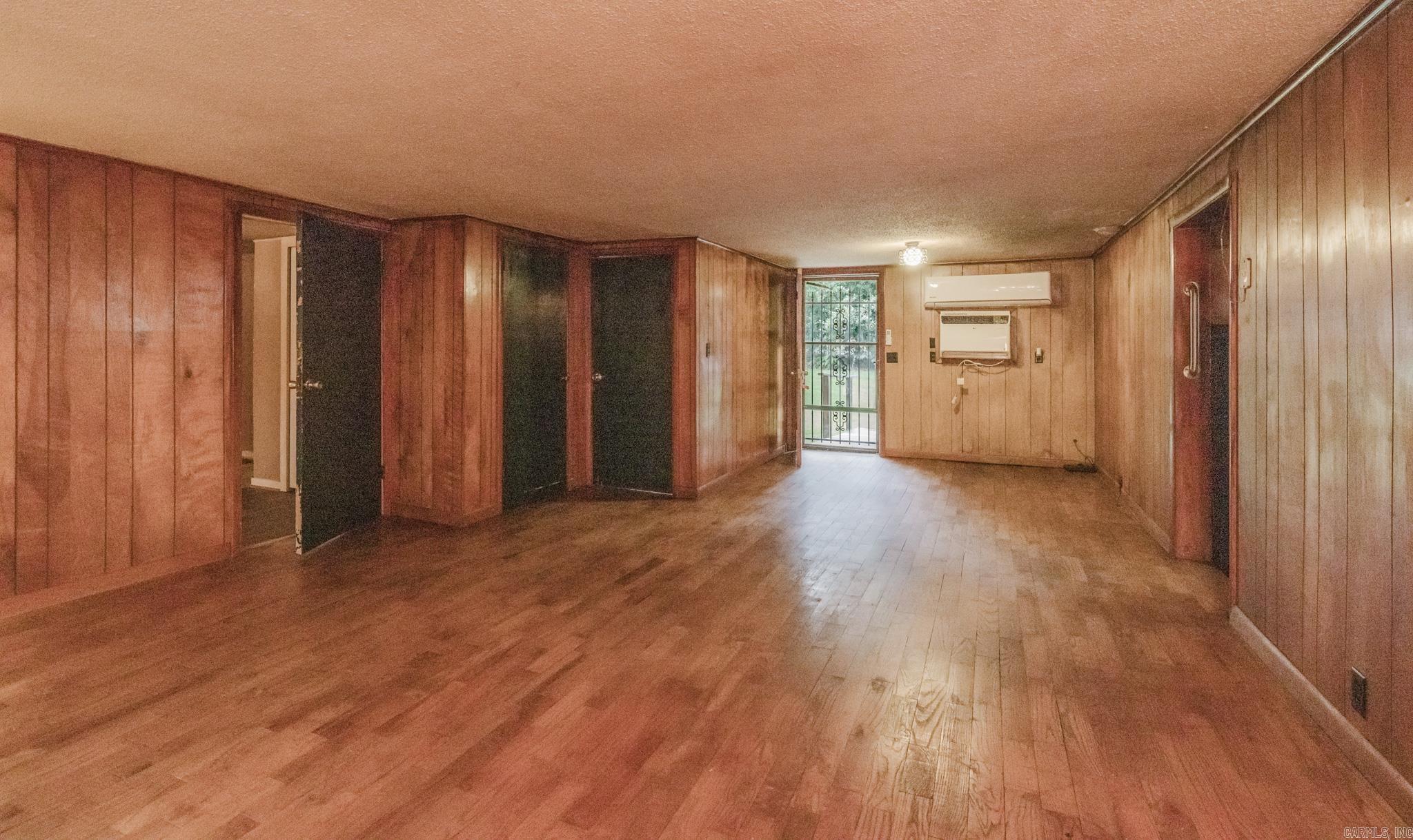 157 Sunset Loop Property Photo 4