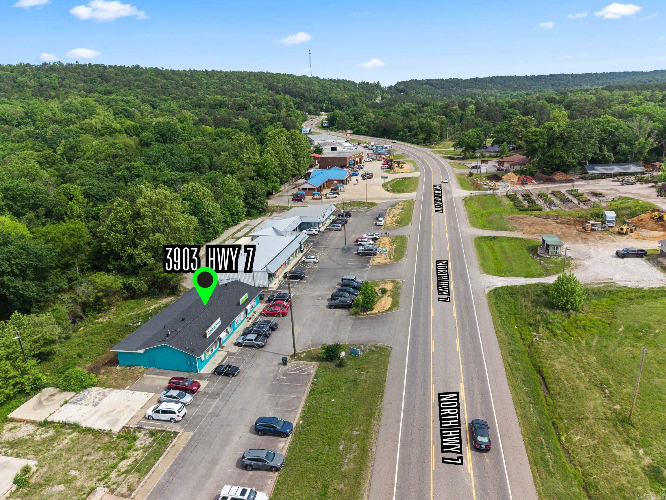 3903 N Highway 7 Property Photo 1