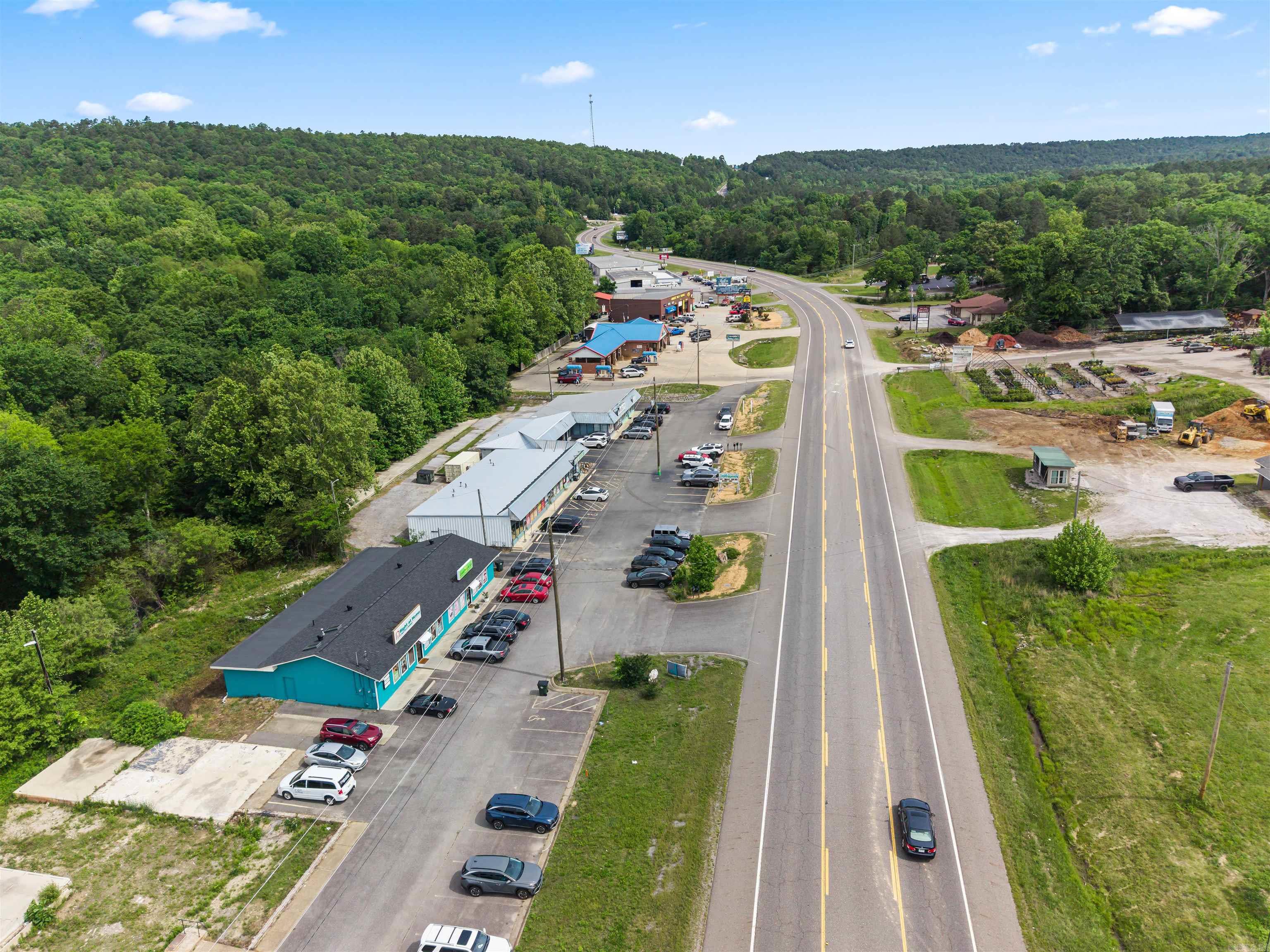 3903 N Highway 7 Property Photo 5