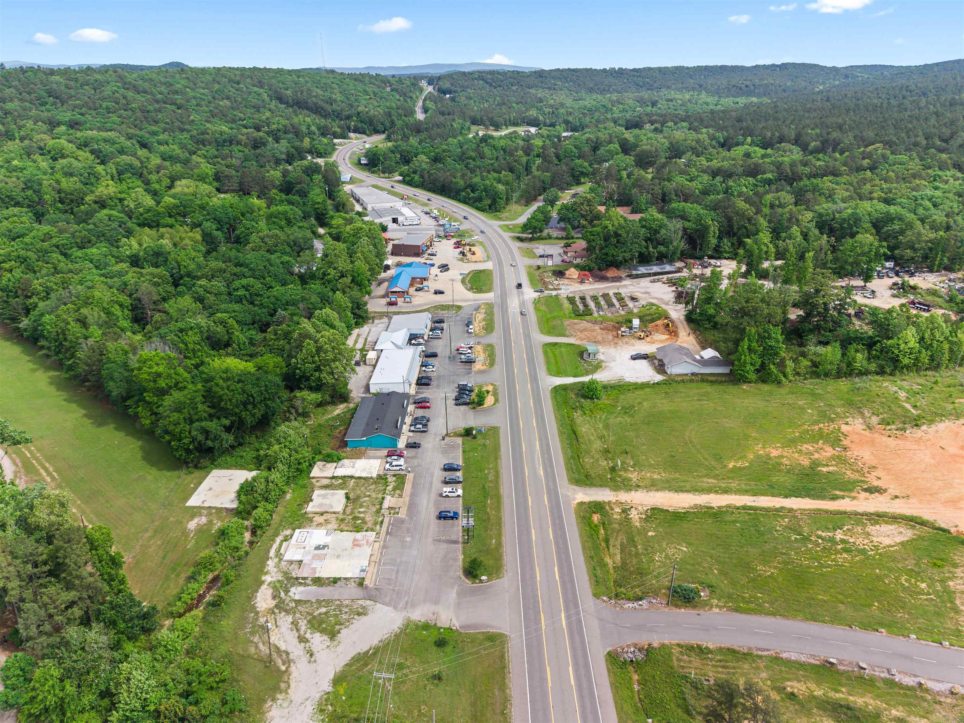 3903 N Highway 7 Property Photo 16