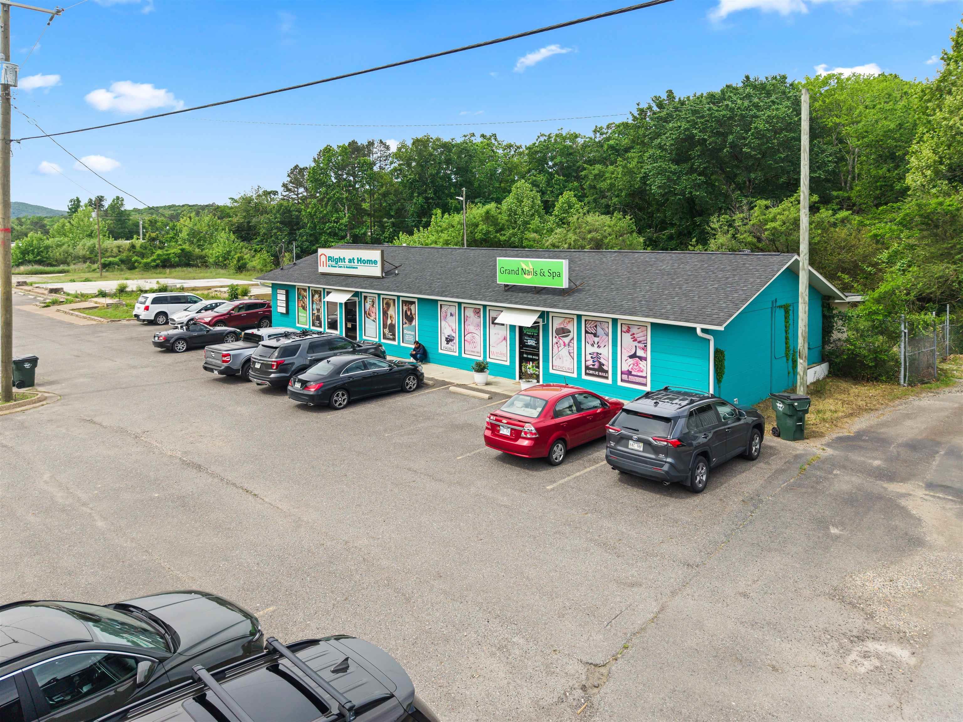 3903 N Highway 7 Property Photo 17