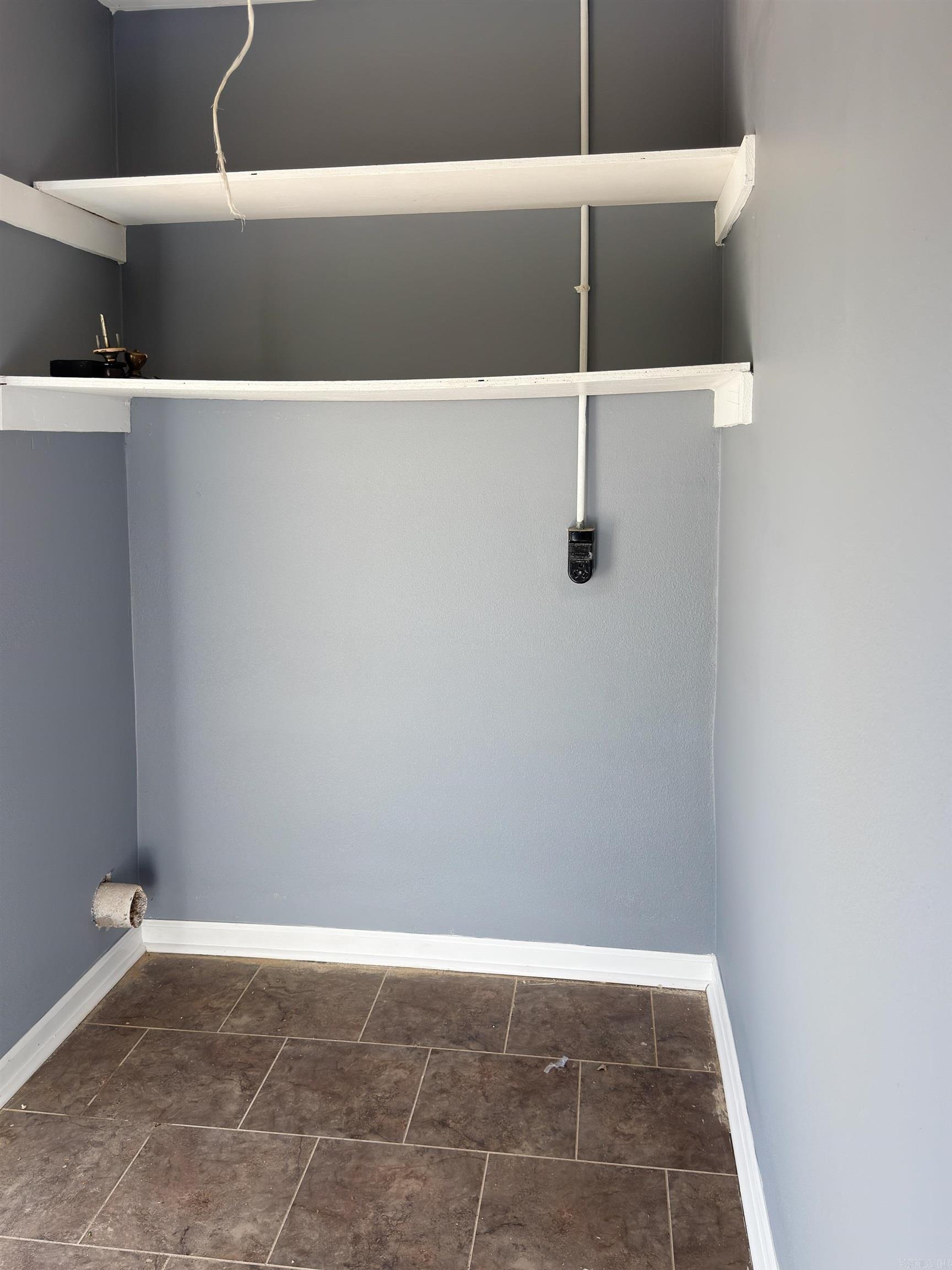 13801 Clayton Property Photo 6
