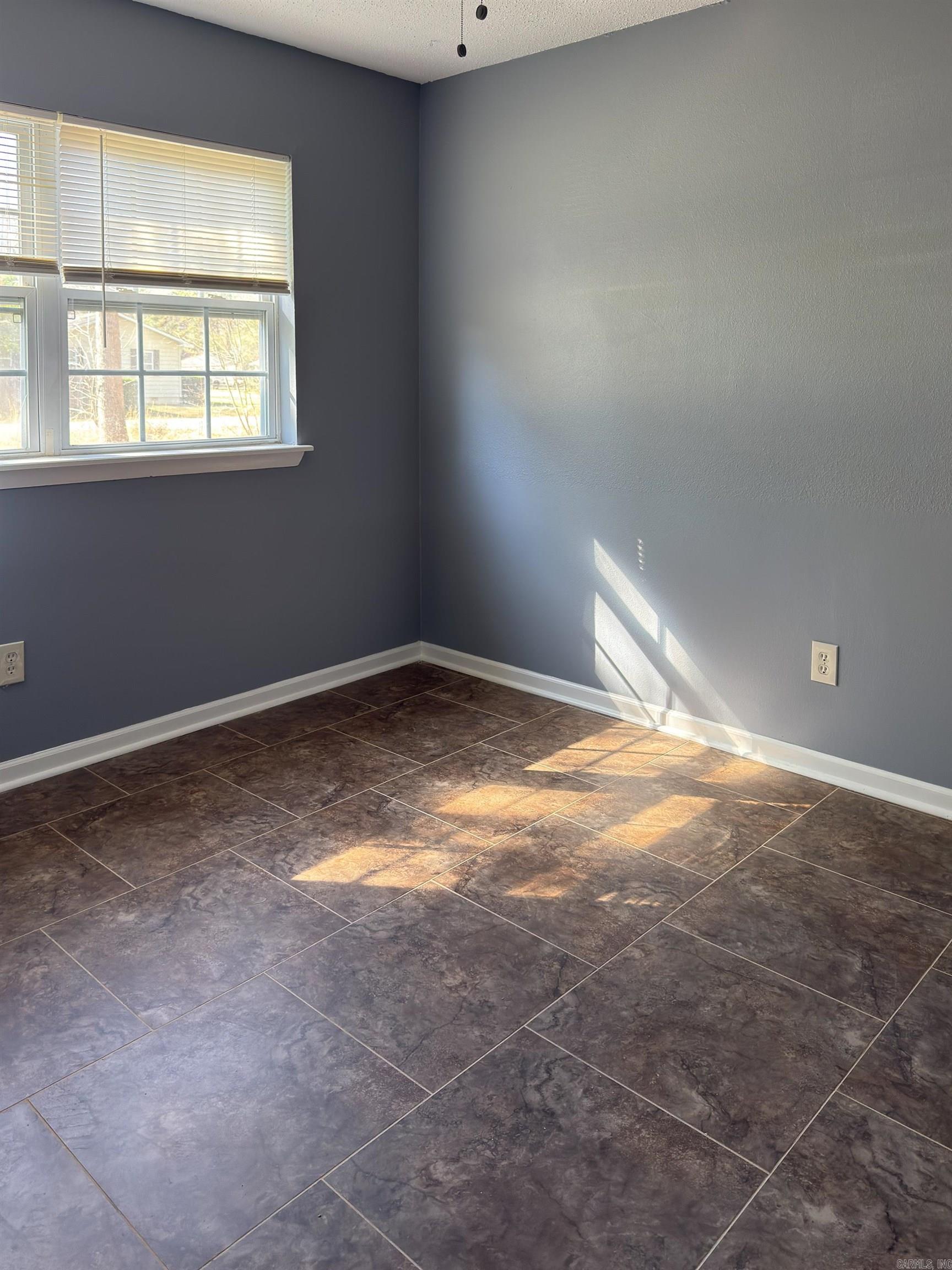13801 Clayton Property Photo 7