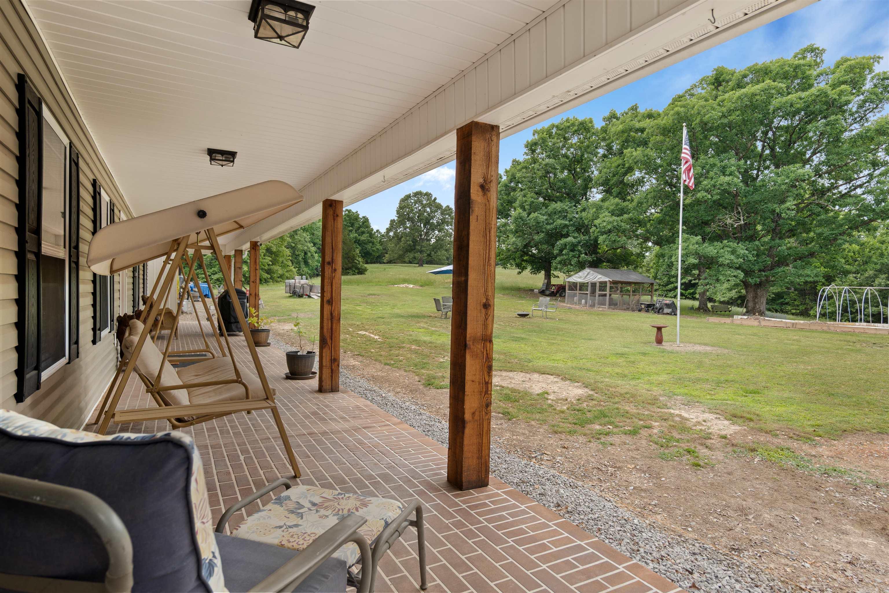 6053 N Central Avenue Property Photo 4