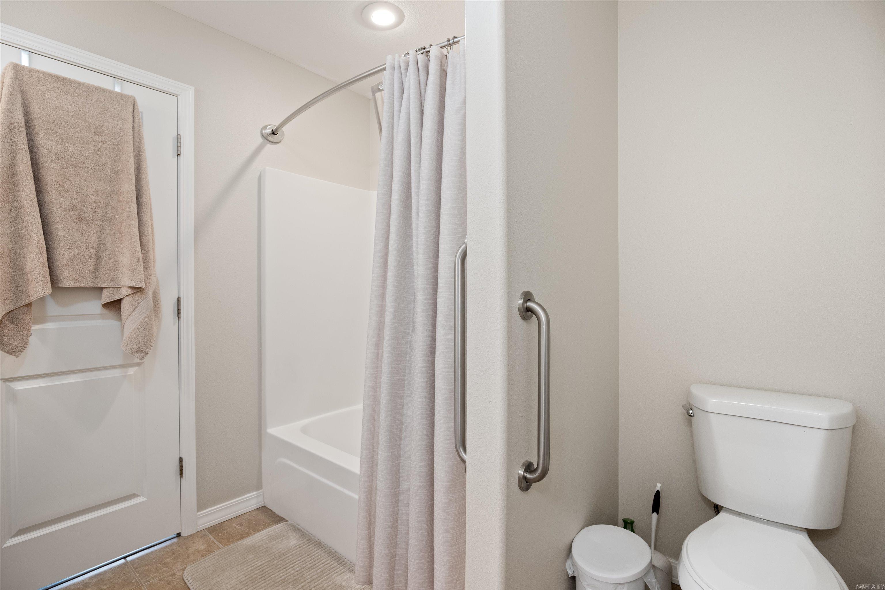 6053 N Central Avenue Property Photo 18