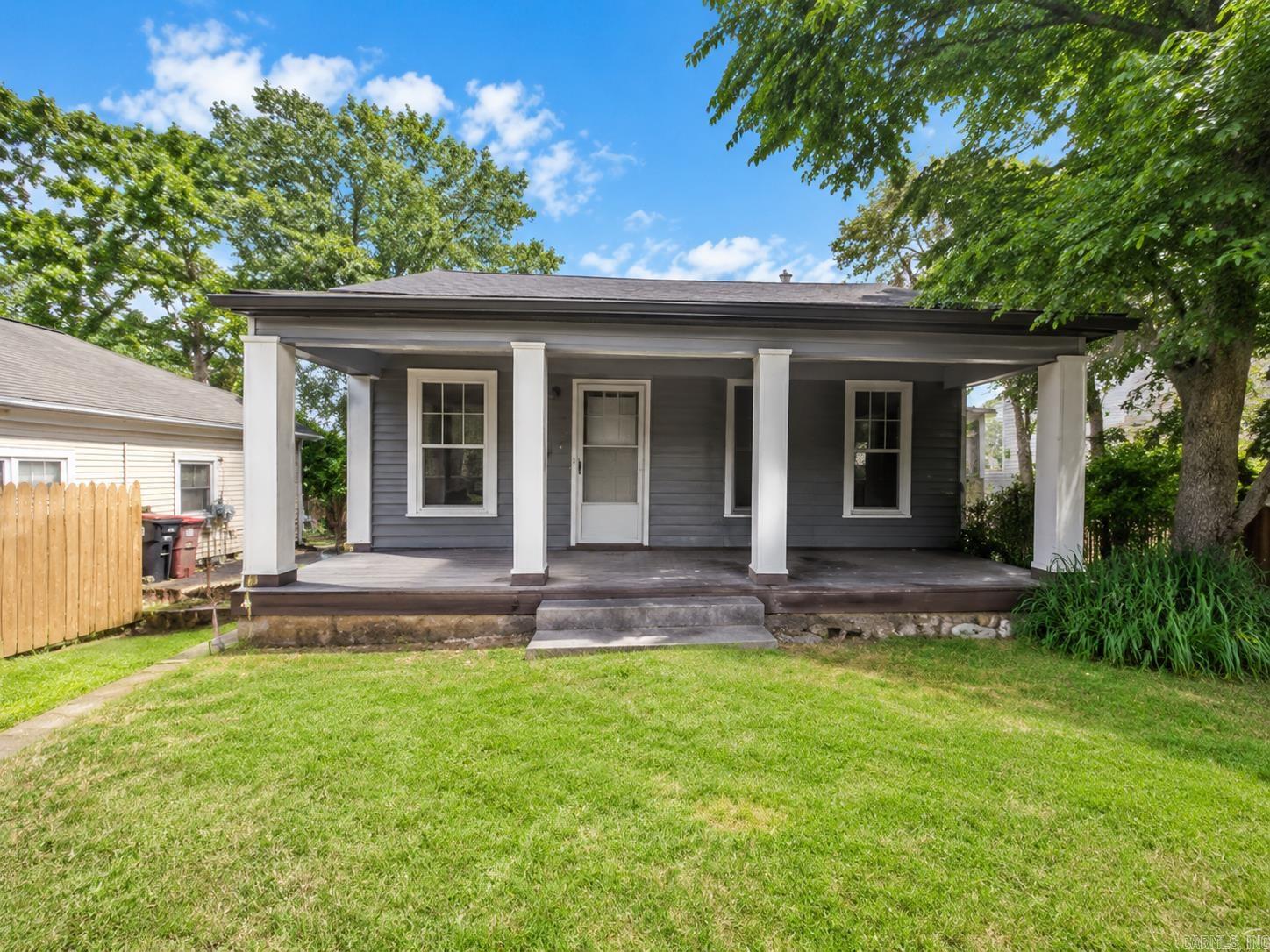 3304 Marshall Street Property Photo 1