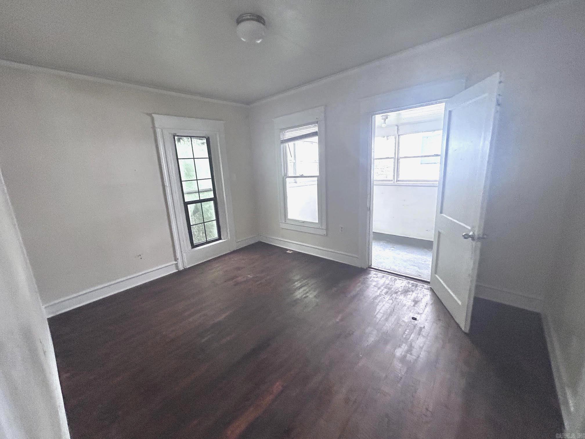 3304 Marshall Street Property Photo 9