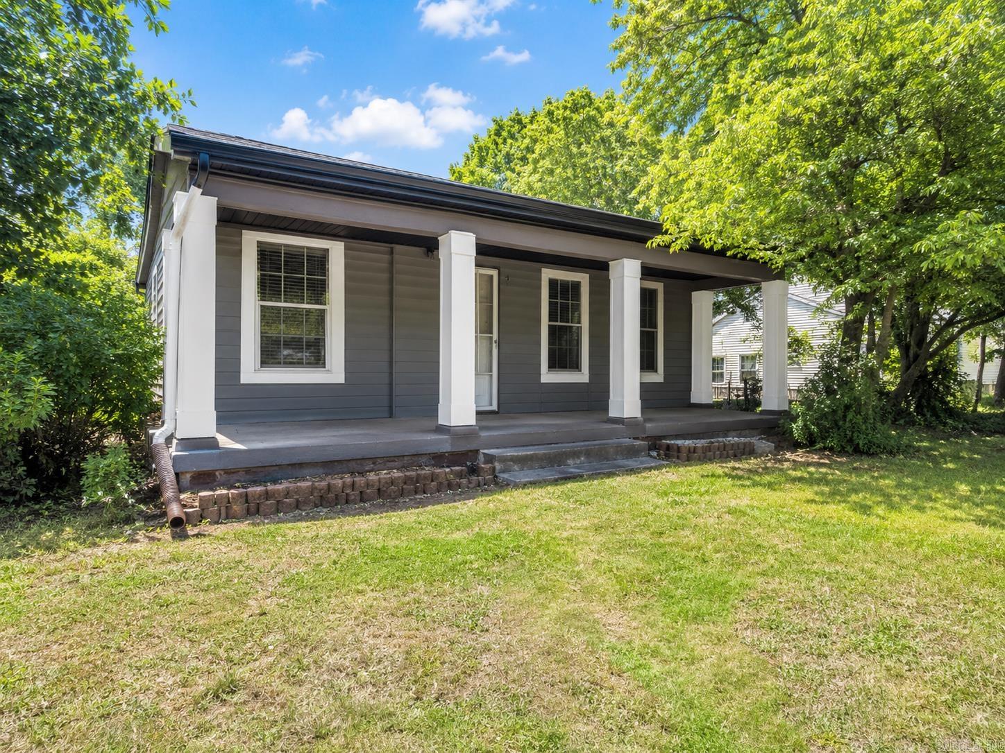 3304 Marshall Street Property Photo 13