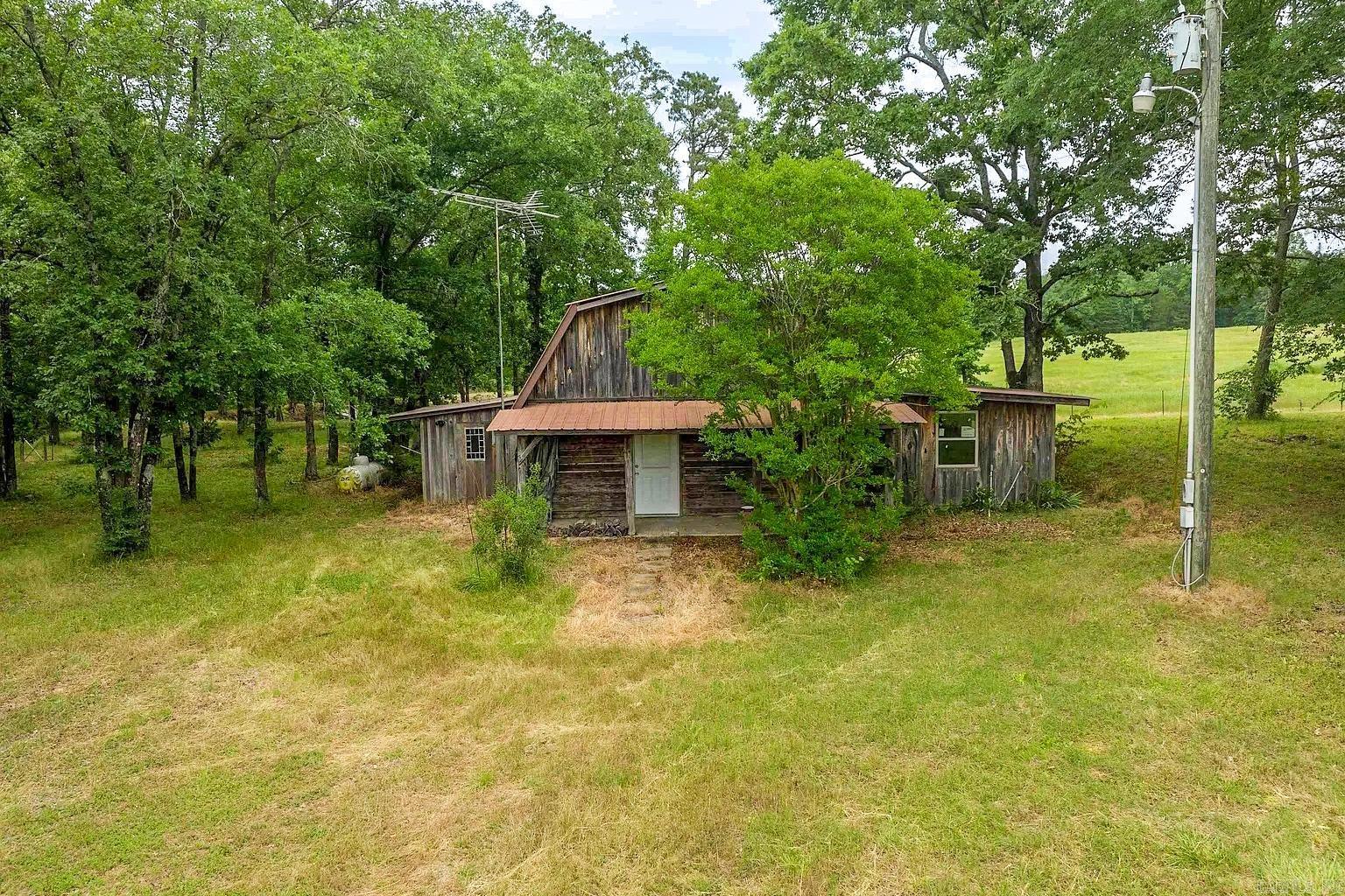2340 Fairview Road Property Photo 29