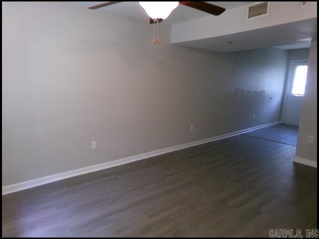 101 Ellis Drive Unit P Property Photo 3