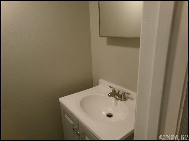 101 Ellis Drive Unit P Property Photo 9