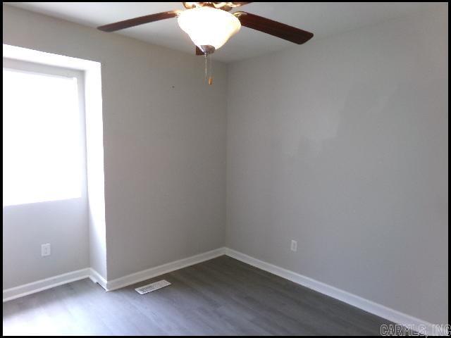 101 Ellis Drive Unit P Property Photo 11