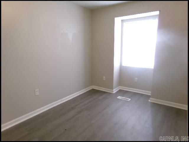 101 Ellis Drive Unit P Property Photo 14