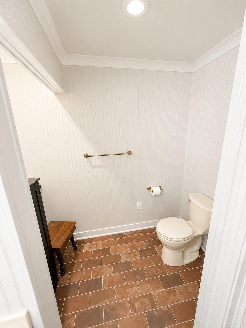 6056 Highway 11 N Property Photo 34