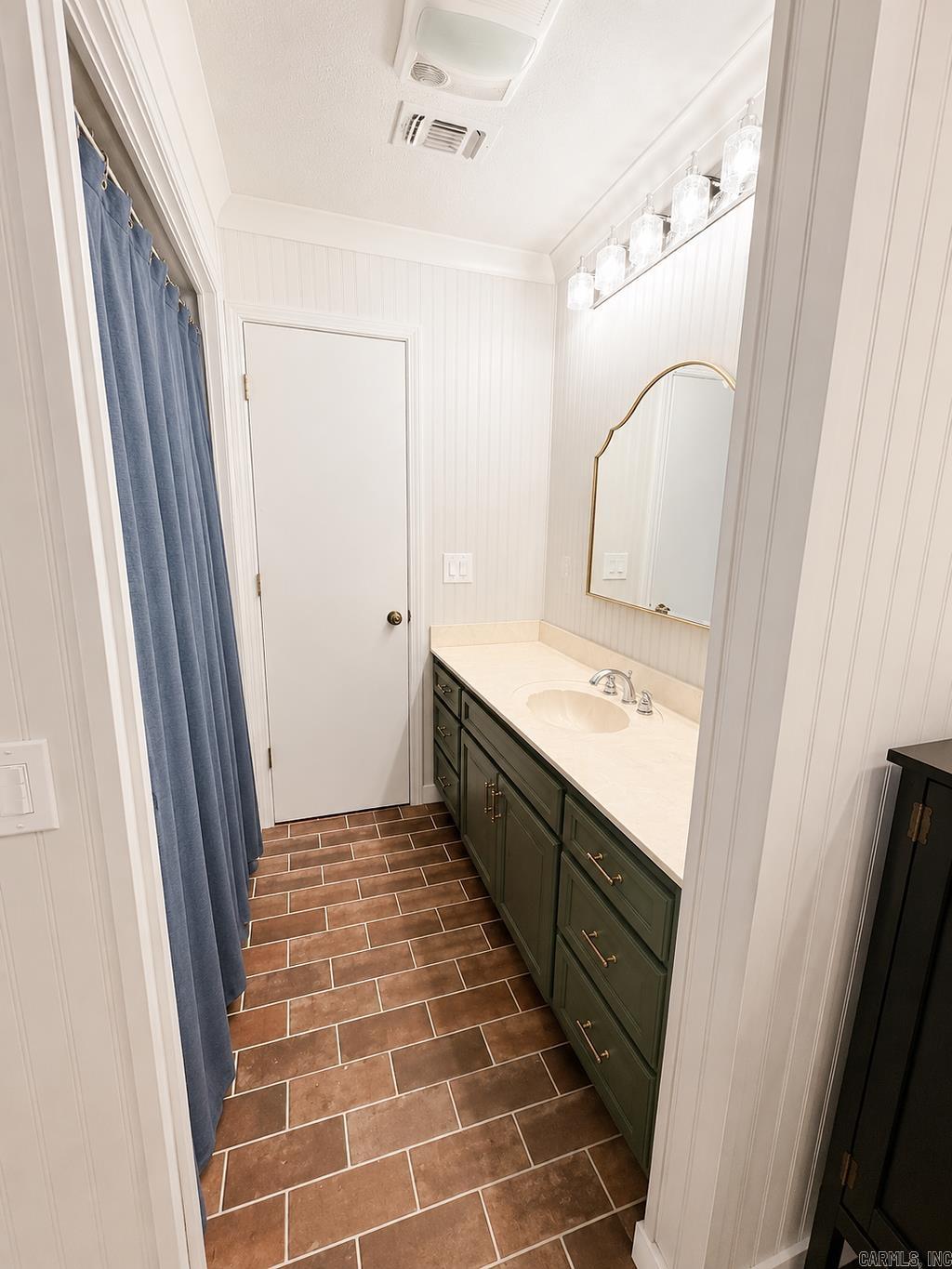 6056 Highway 11 N Property Photo 35