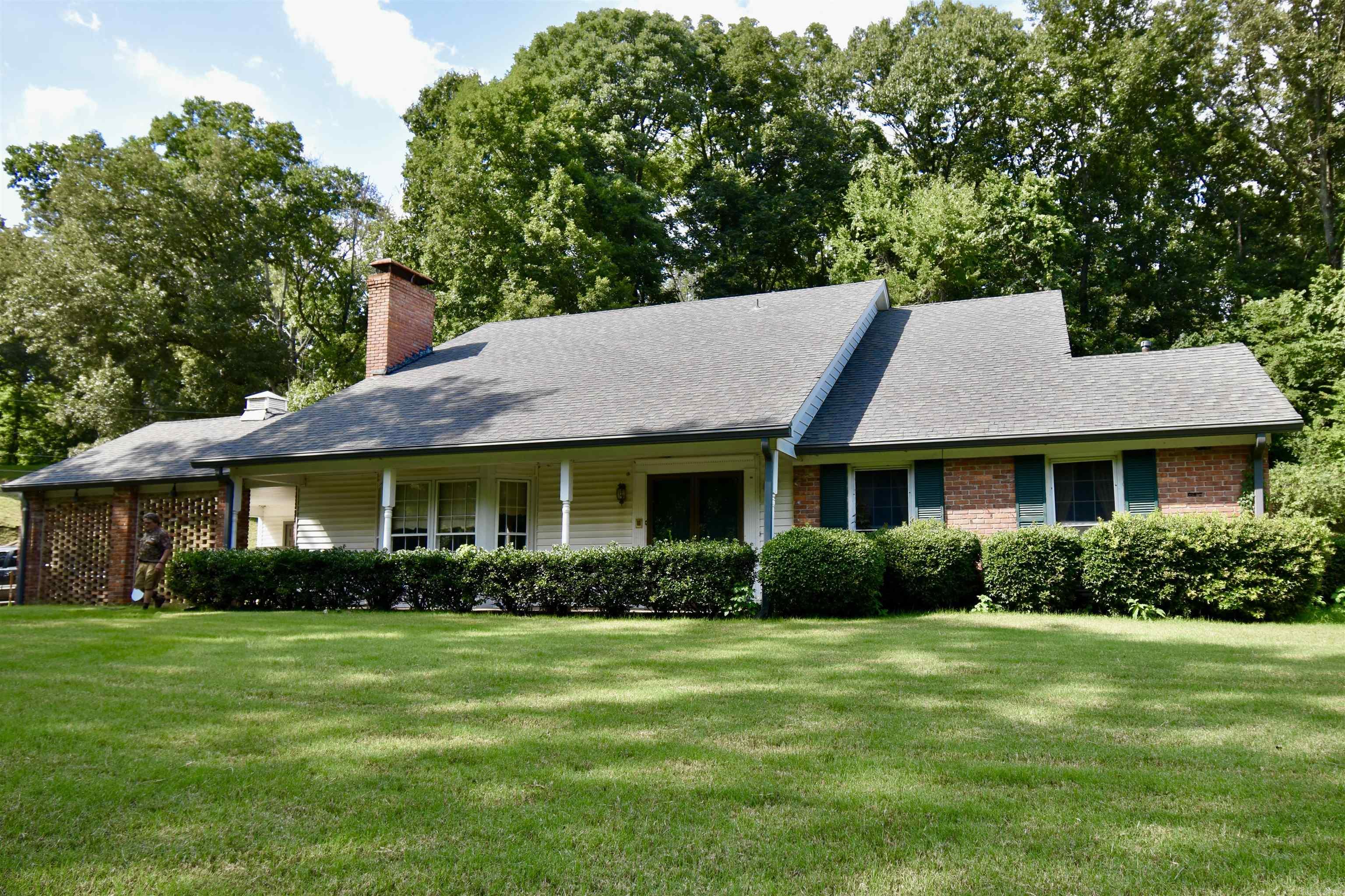 100 Quapaw Trail Property Photo 2