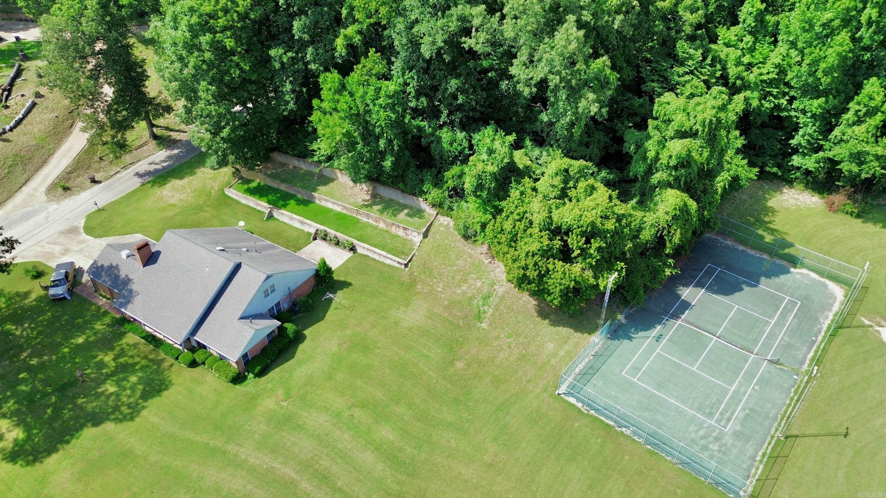 100 Quapaw Trail Property Photo 5