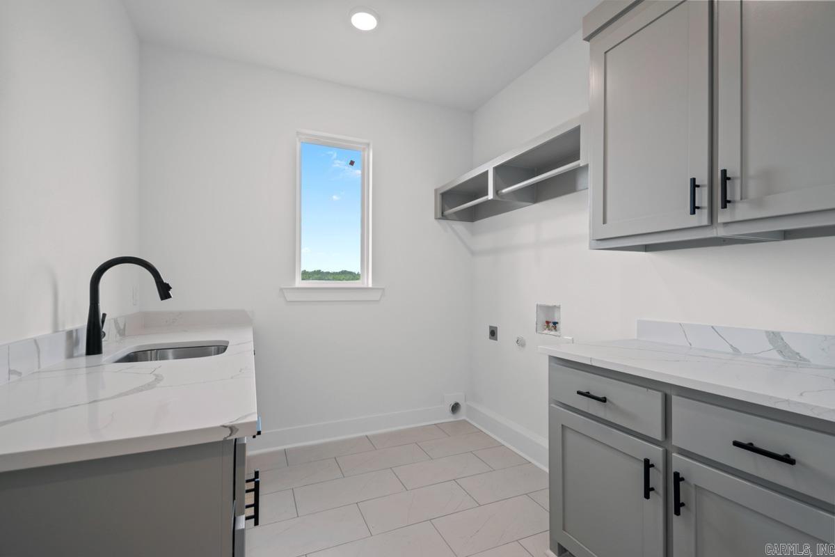 101 Kelton Lane Property Photo 24