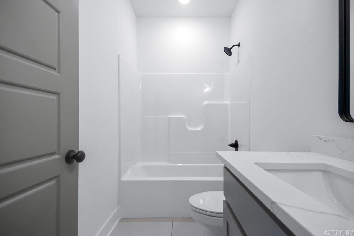 101 Kelton Lane Property Photo 29