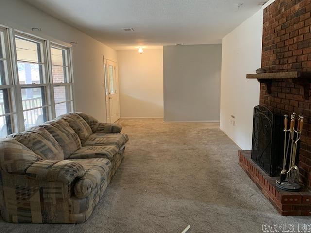 910 Oakland Drive Property Photo 5