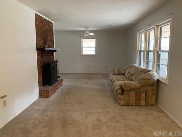 910 Oakland Drive Property Photo 6