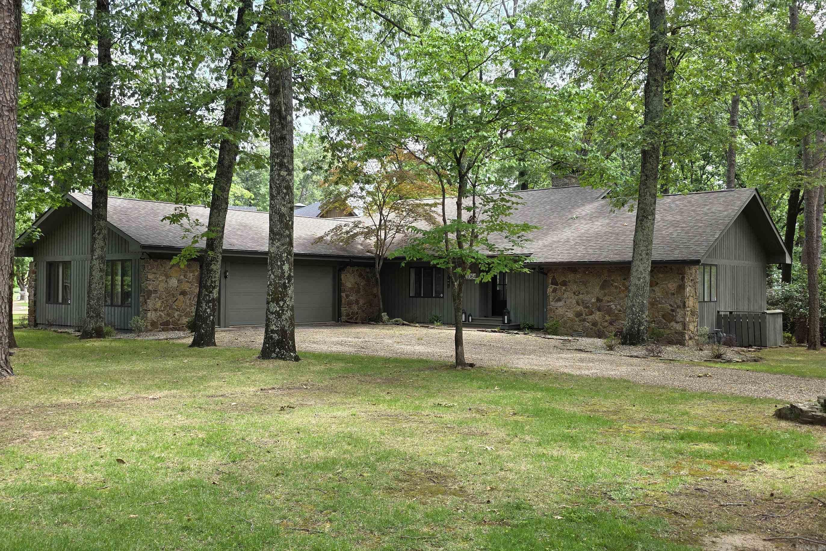 1064 Fox Chase Road Property Photo 1
