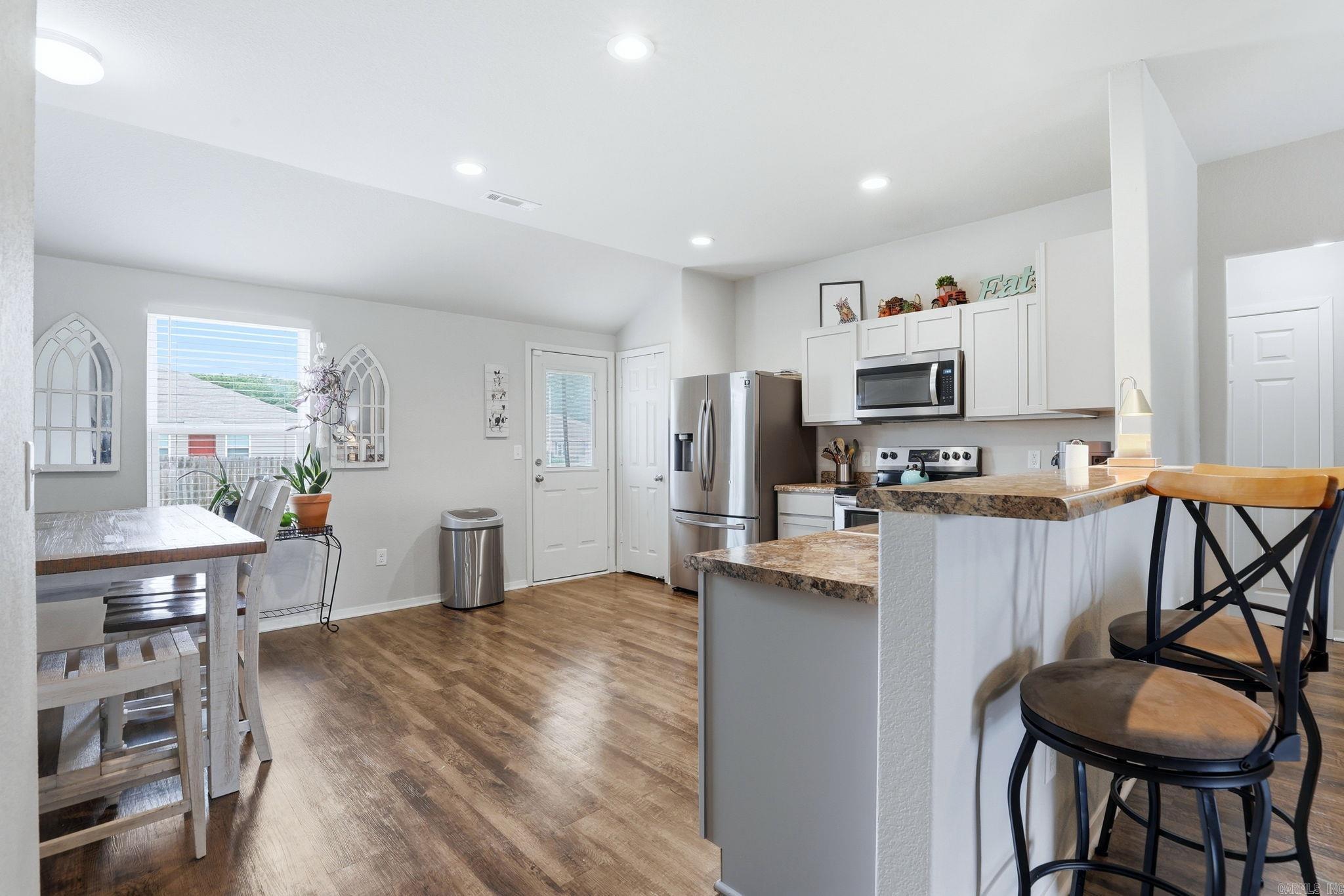 1801 Williford Street Property Photo 13