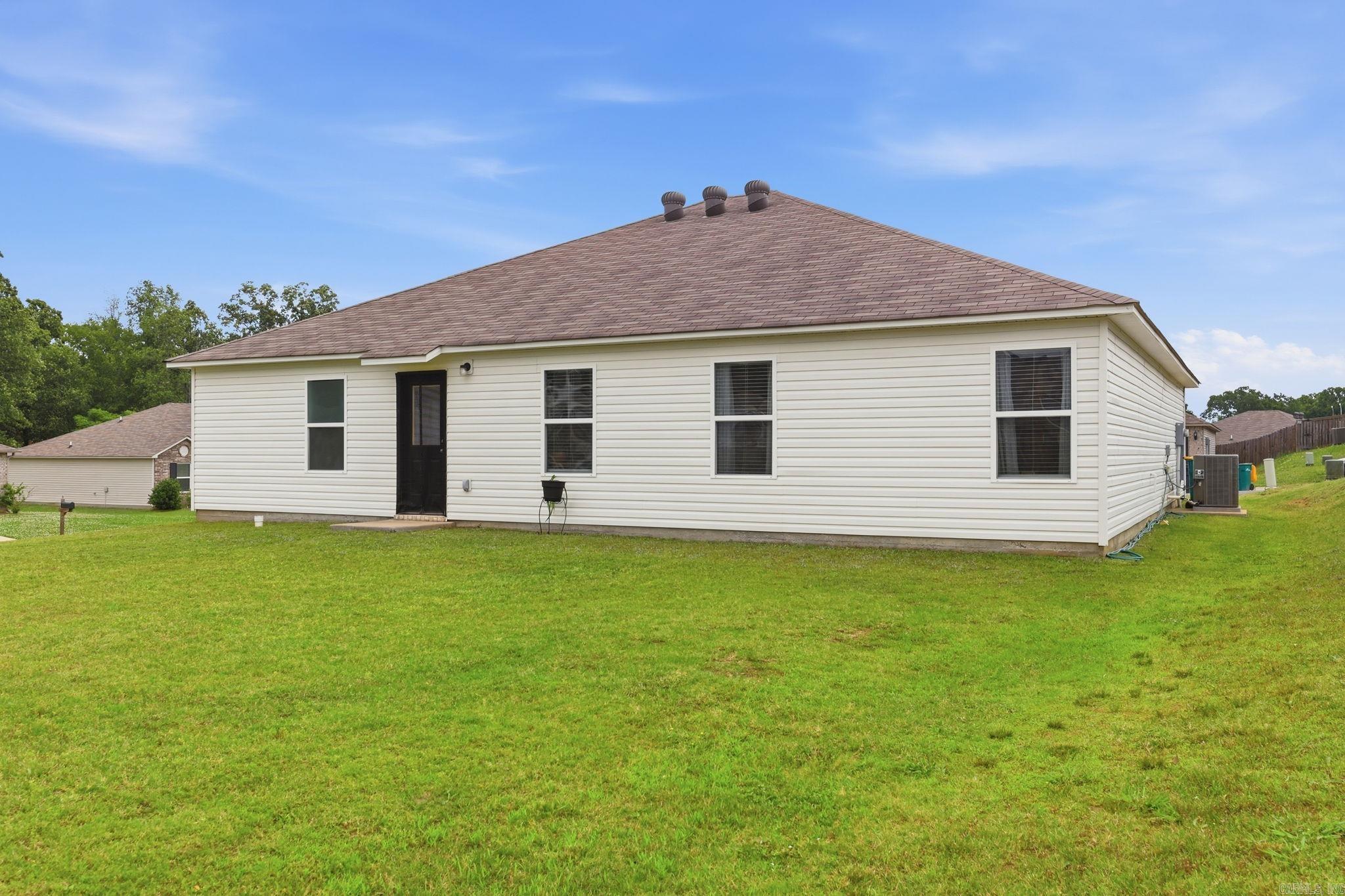 1801 Williford Street Property Photo 33