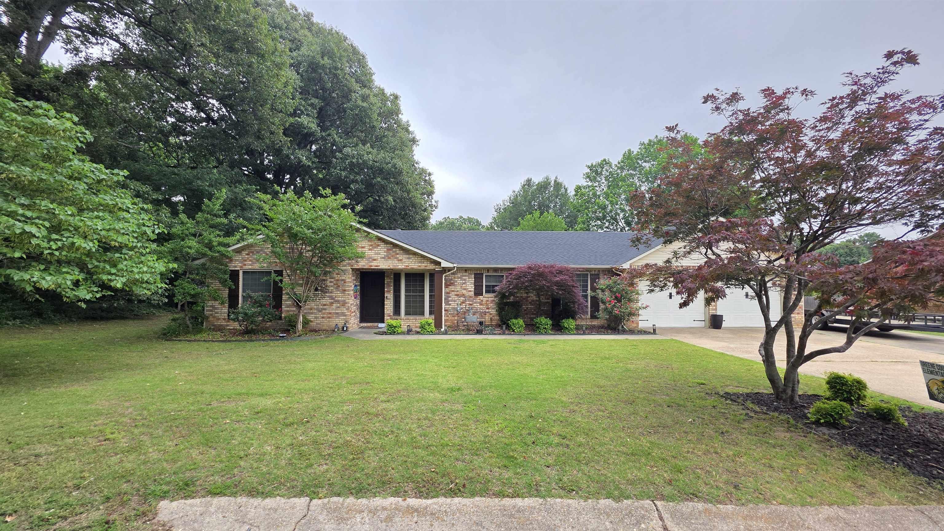 1413 Asa St Property Photo 1