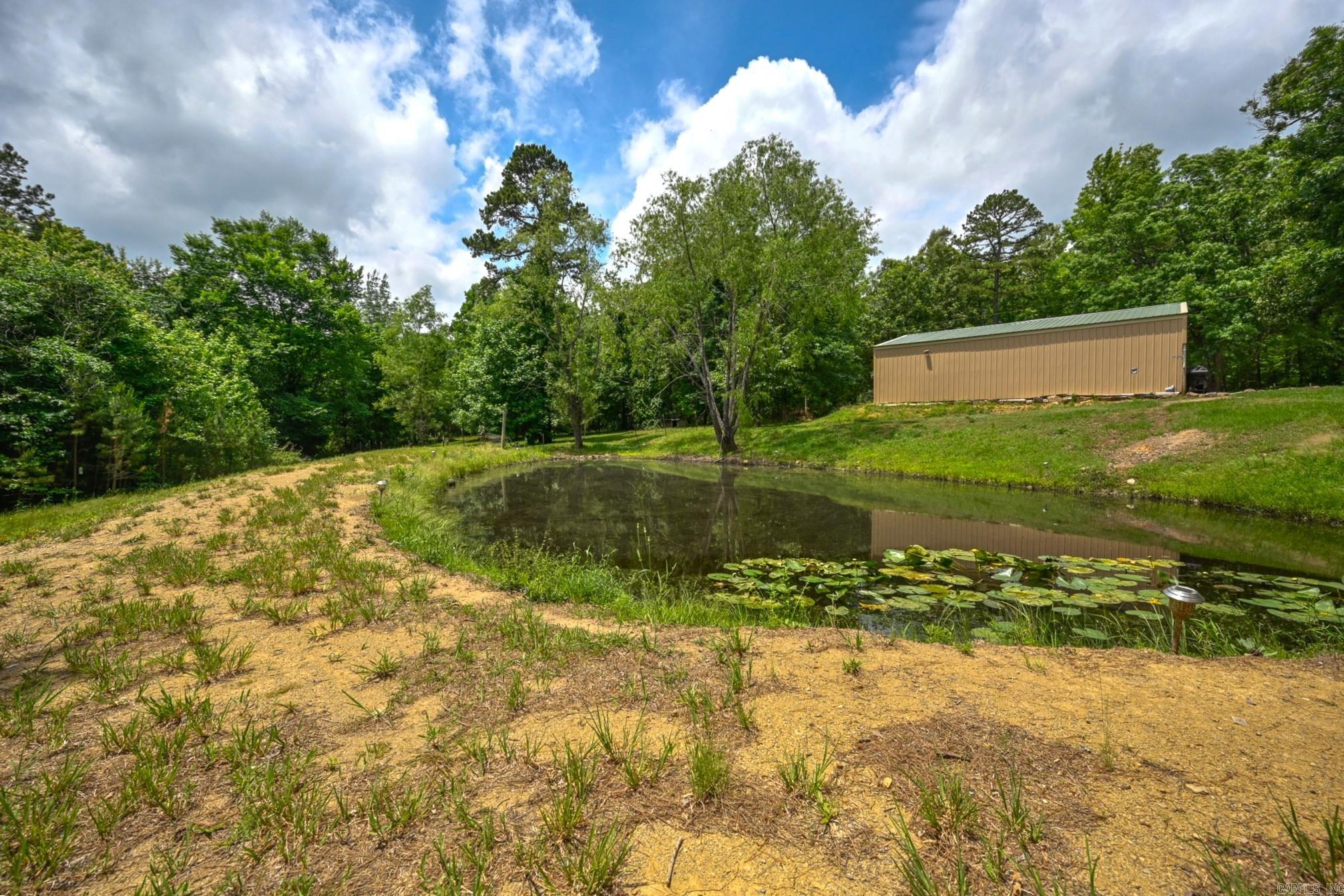 136 Shady Oaks Lane Property Photo 10