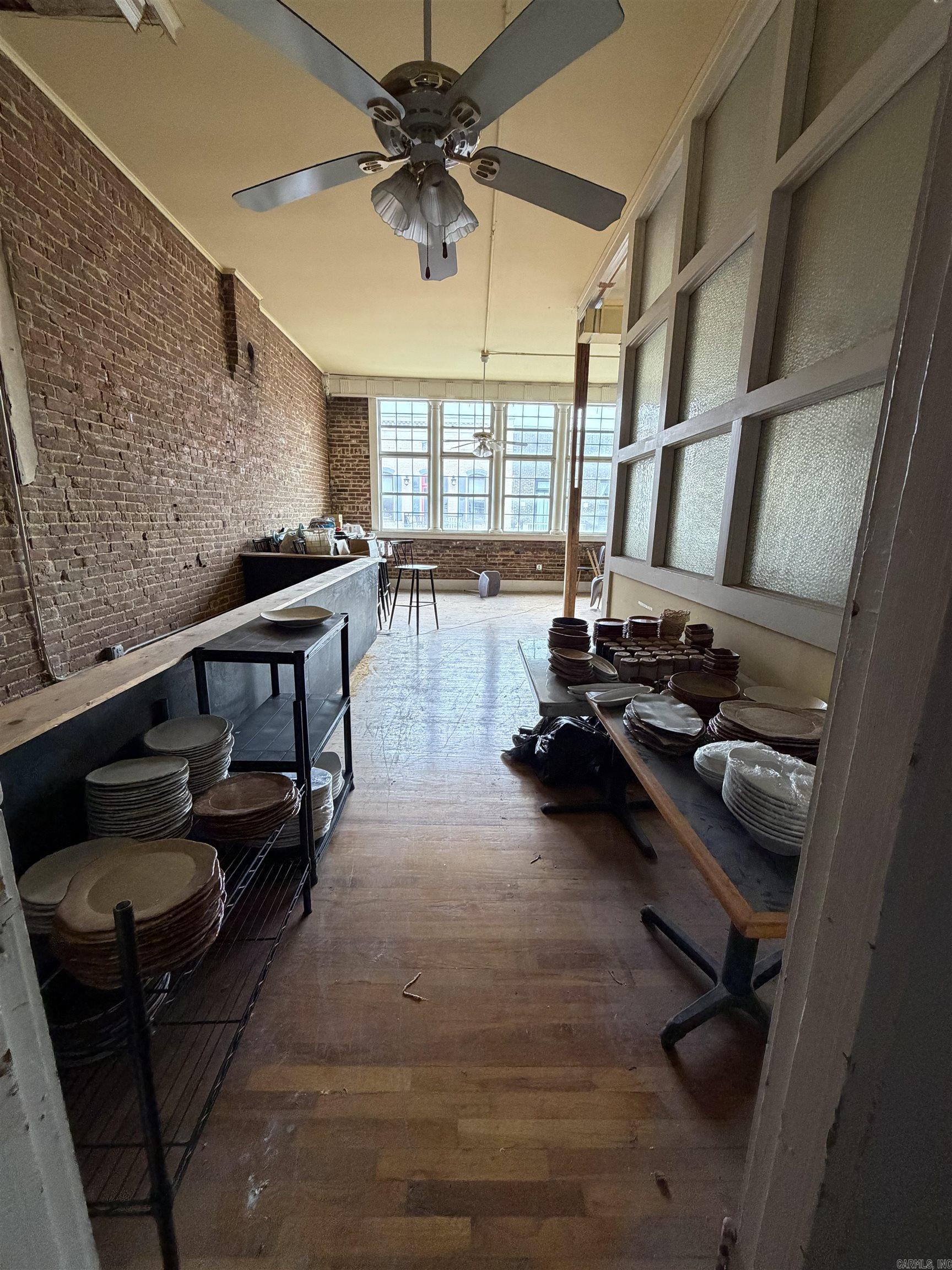 303 S Main Street Property Photo 12