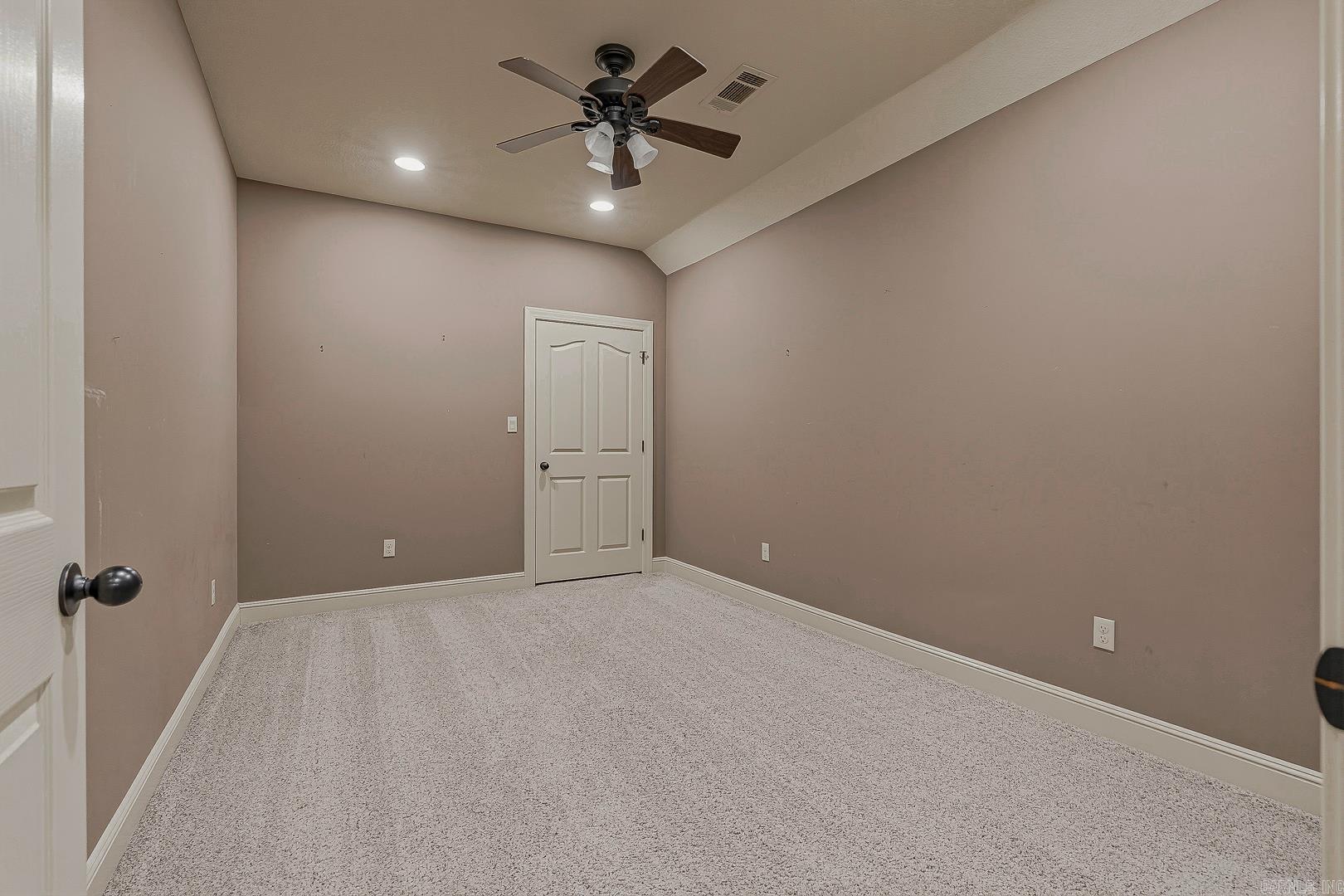 316 Dunwoody Drive Property Photo 30