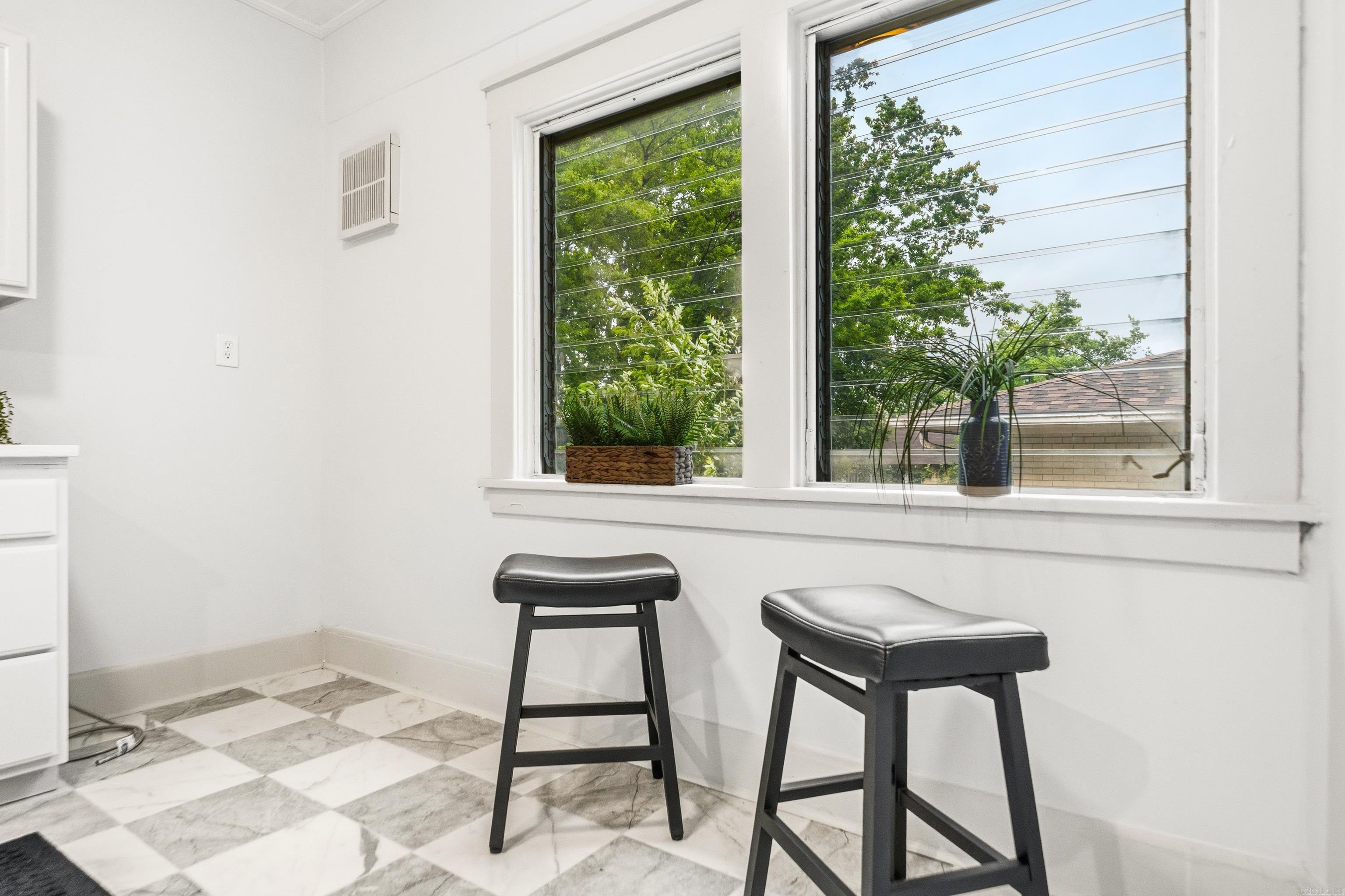 301 Summer Street Property Photo 27