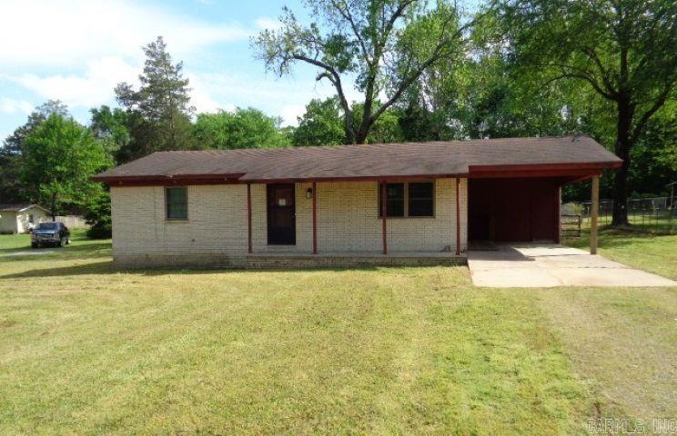 11 Jackie Lane Property Photo 2