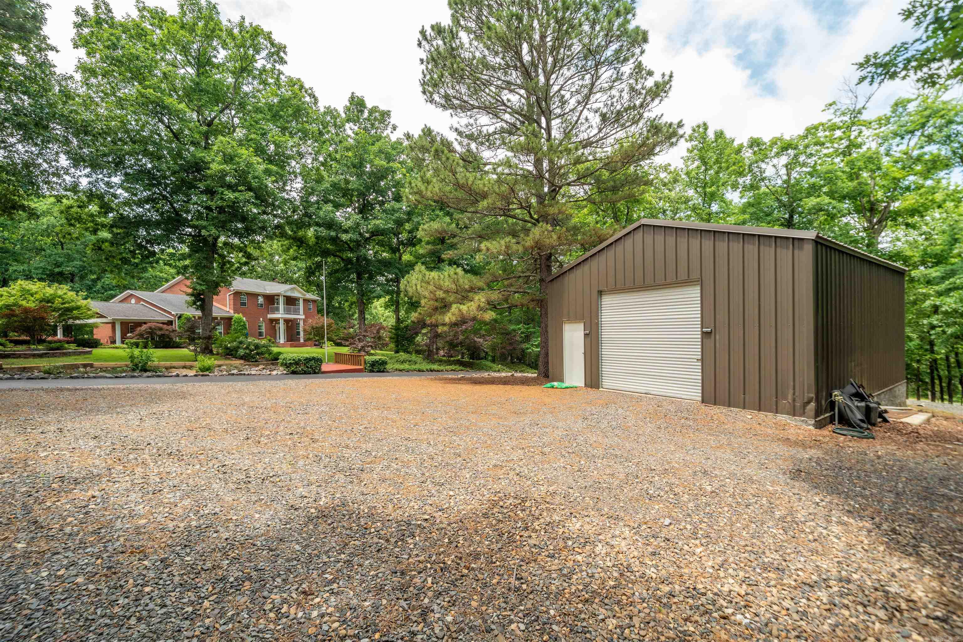 3221 E Highway 171 Property Photo 47