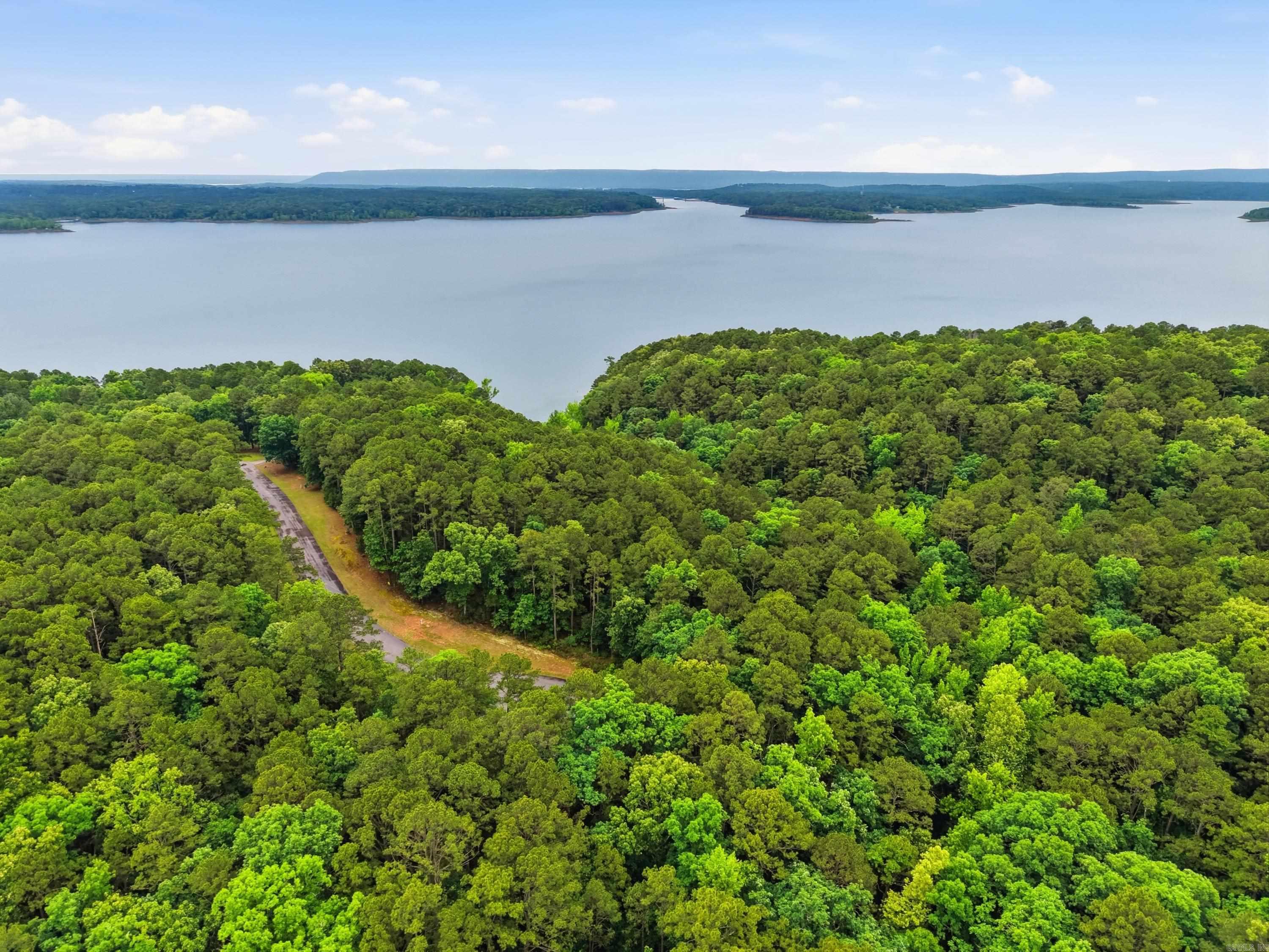 Lot 32 Edgewater Drive Property Photo 1