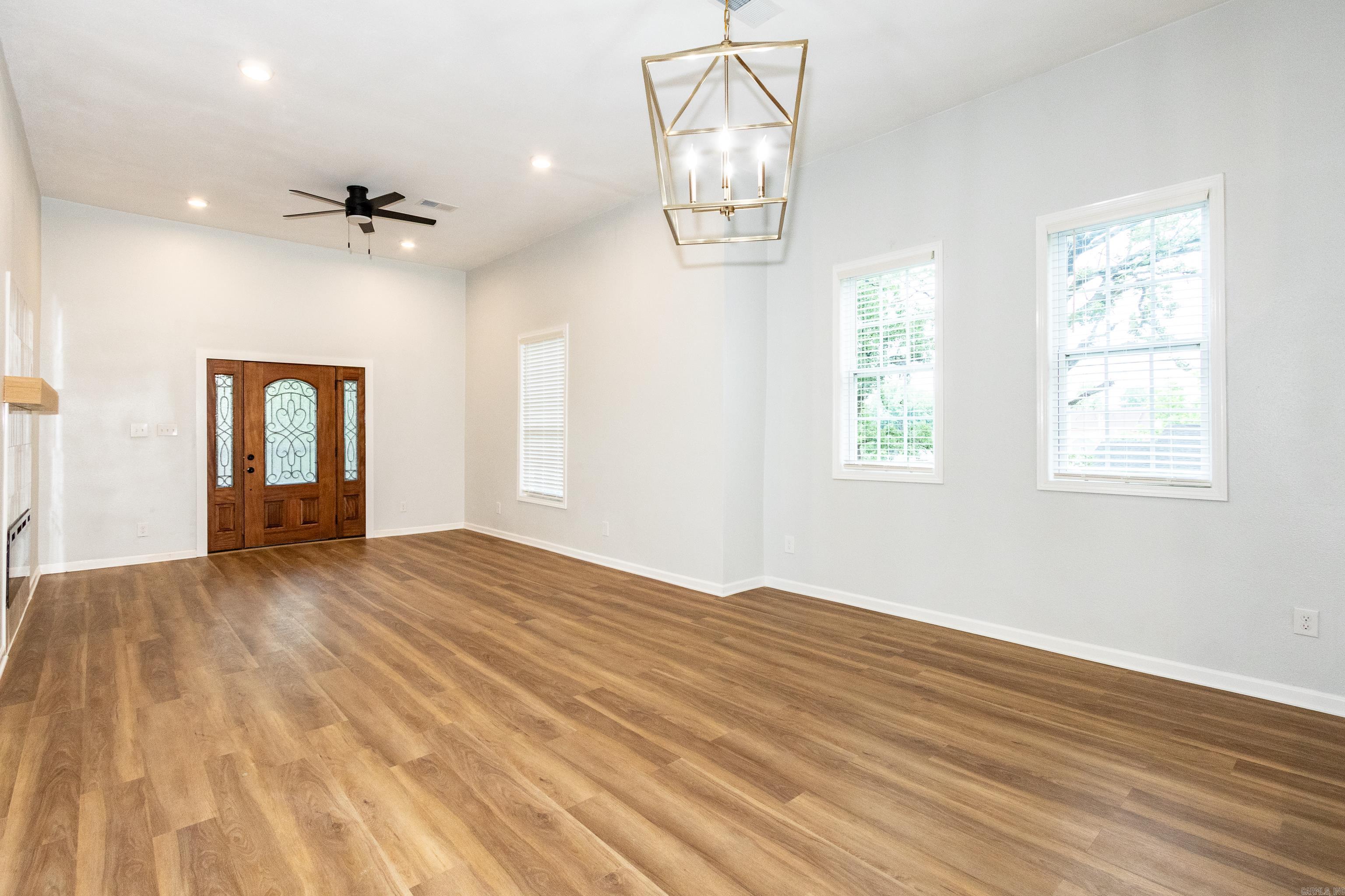 2604 S Spring Street Property Photo 10