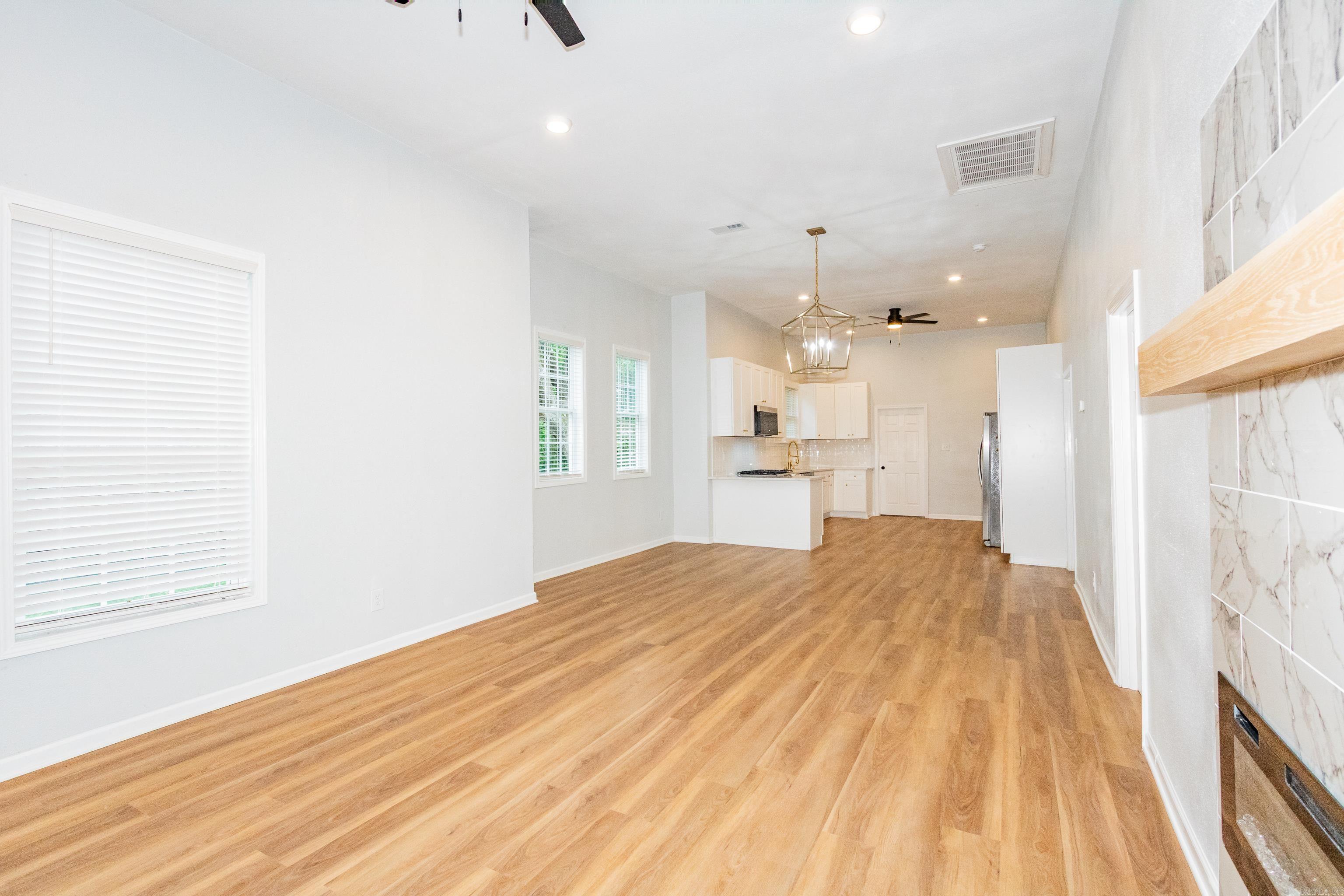 2604 S Spring Street Property Photo 13