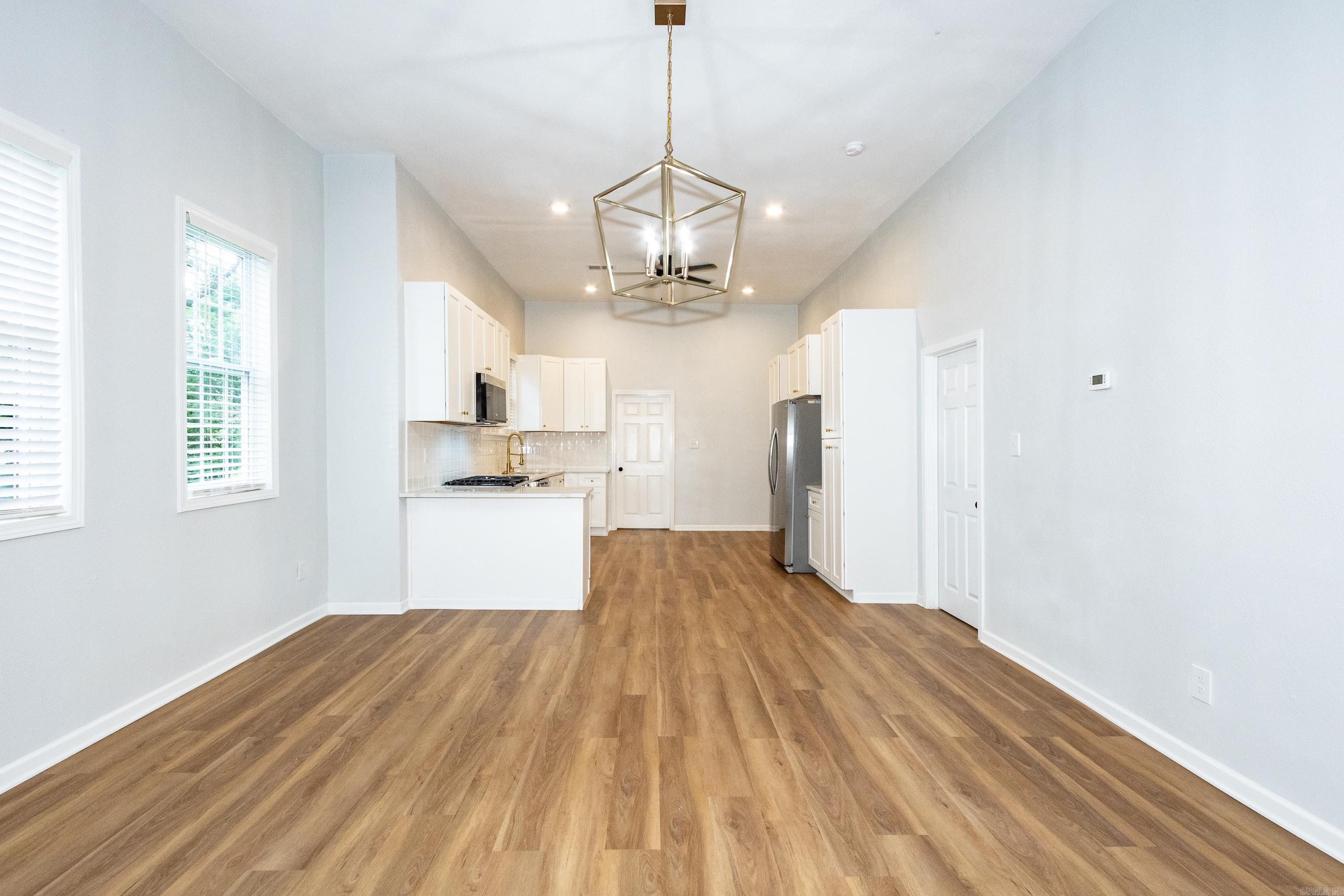 2604 S Spring Street Property Photo 14
