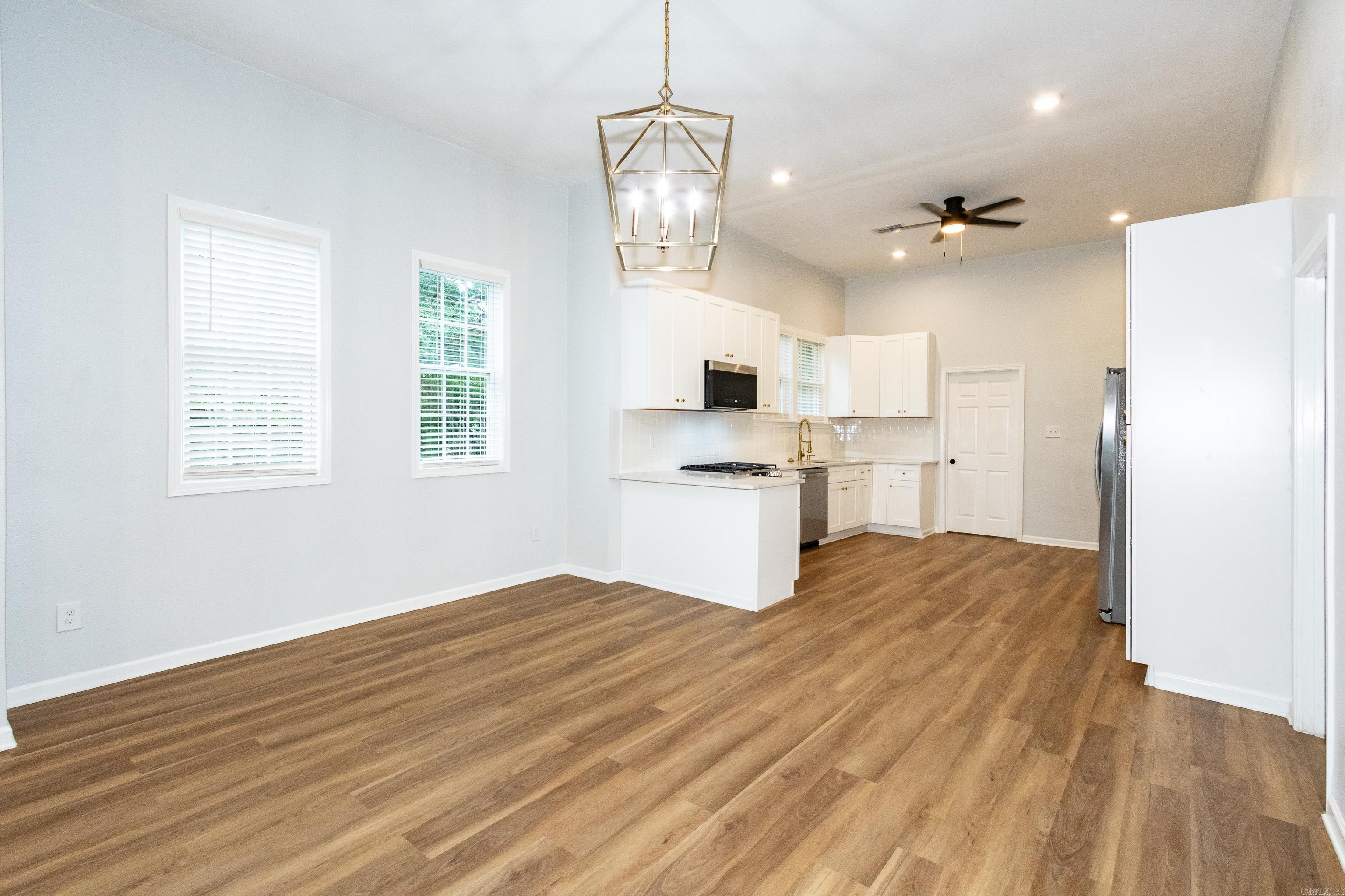 2604 S Spring Street Property Photo 15