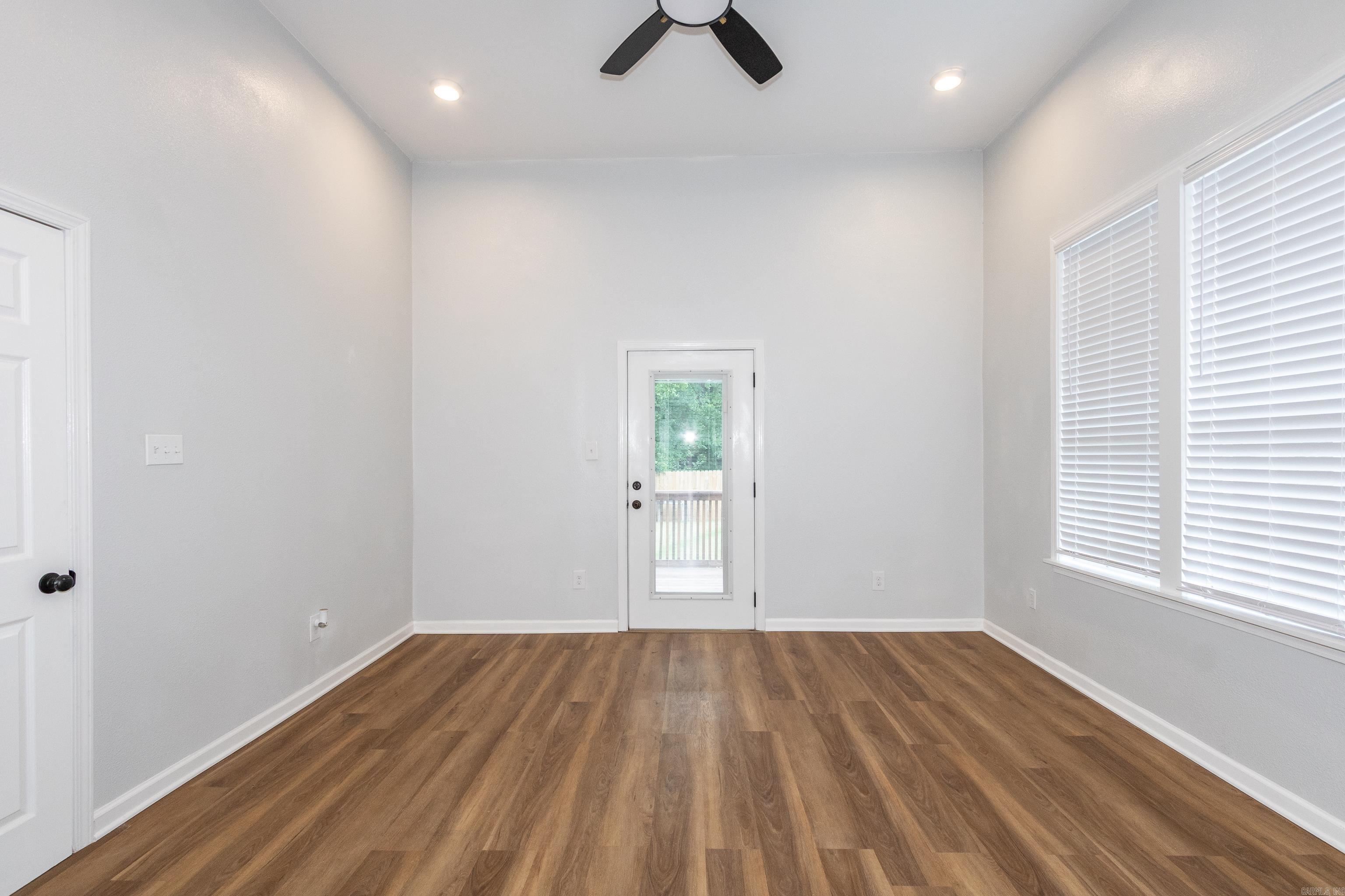 2604 S Spring Street Property Photo 27
