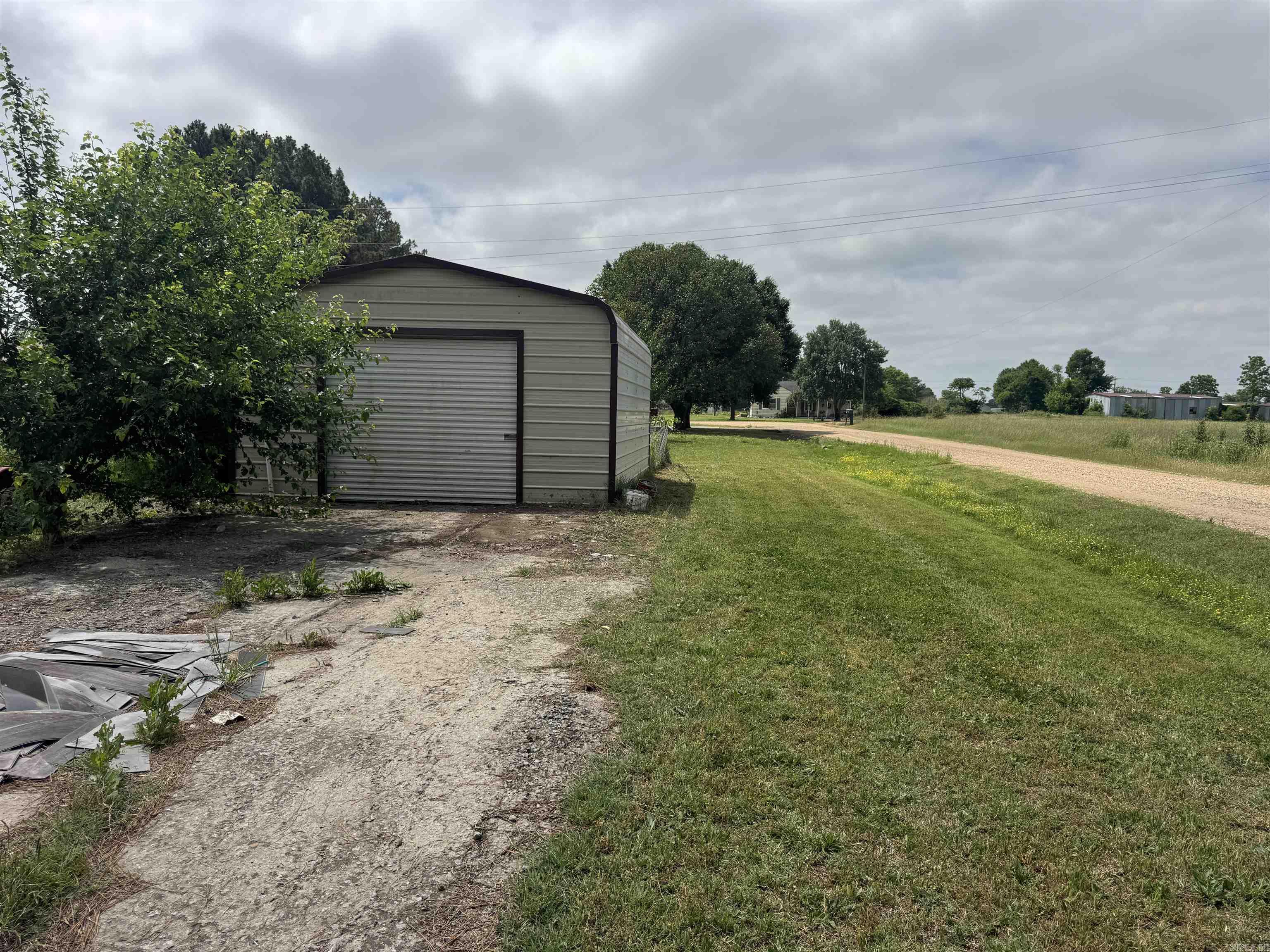 44 Cr 146 Property Photo 3
