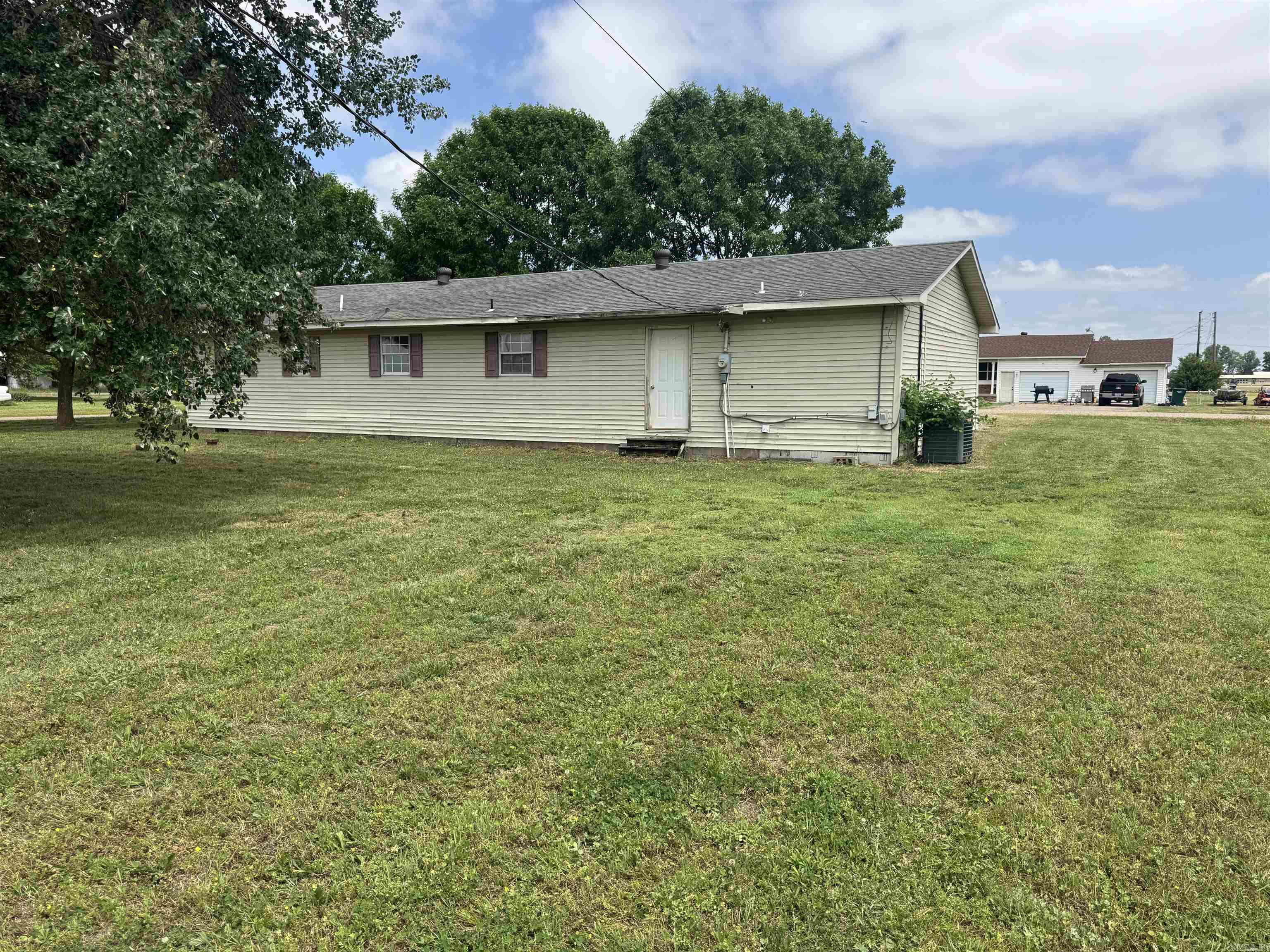 44 Cr 146 Property Photo 6